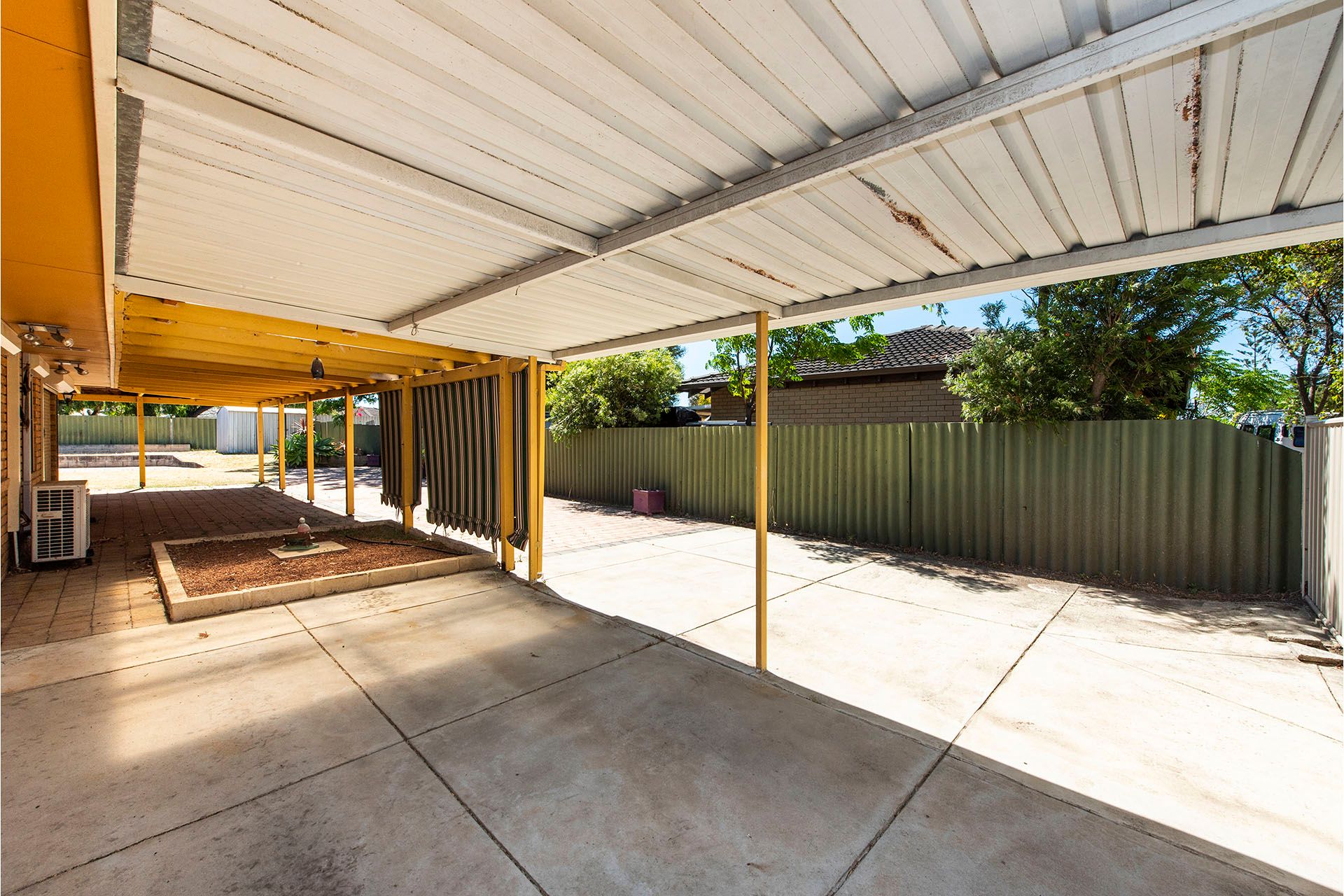 49 Warnbro Sound Avenue, Warnbro, WA 6169