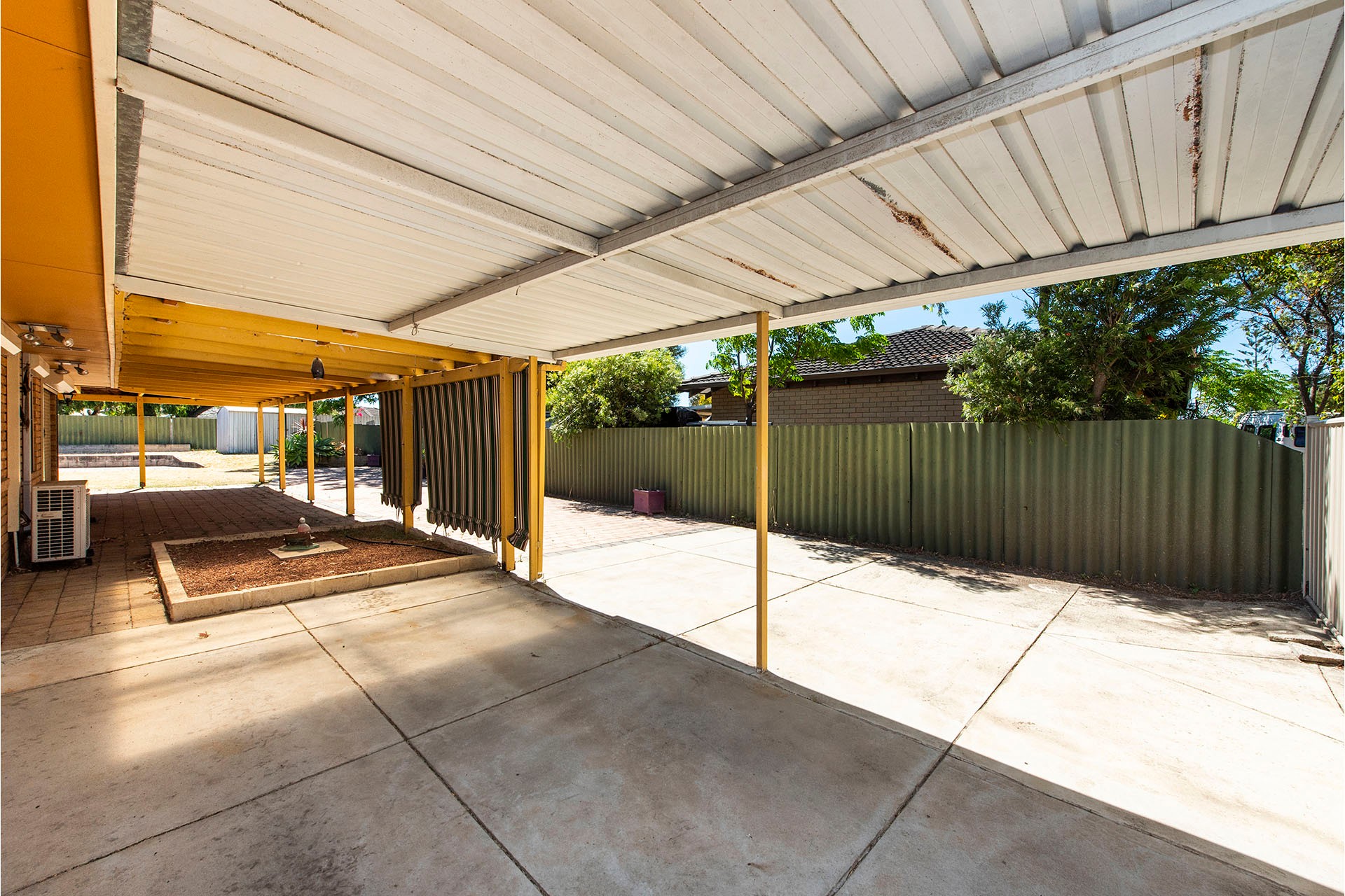 49 Warnbro Sound Avenue, Warnbro, WA 6169