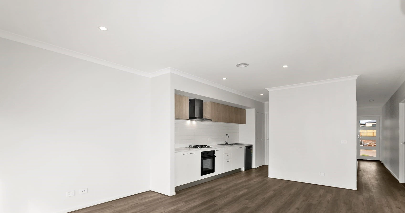19 DELHI Grove, Rockbank, VIC 3335