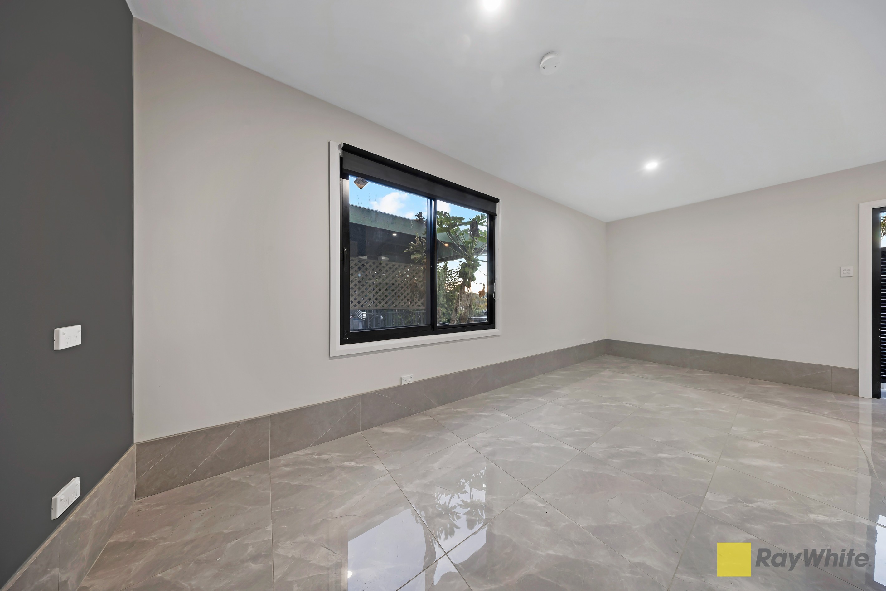 11B Mozart Street, Seven Hills, NSW 2147