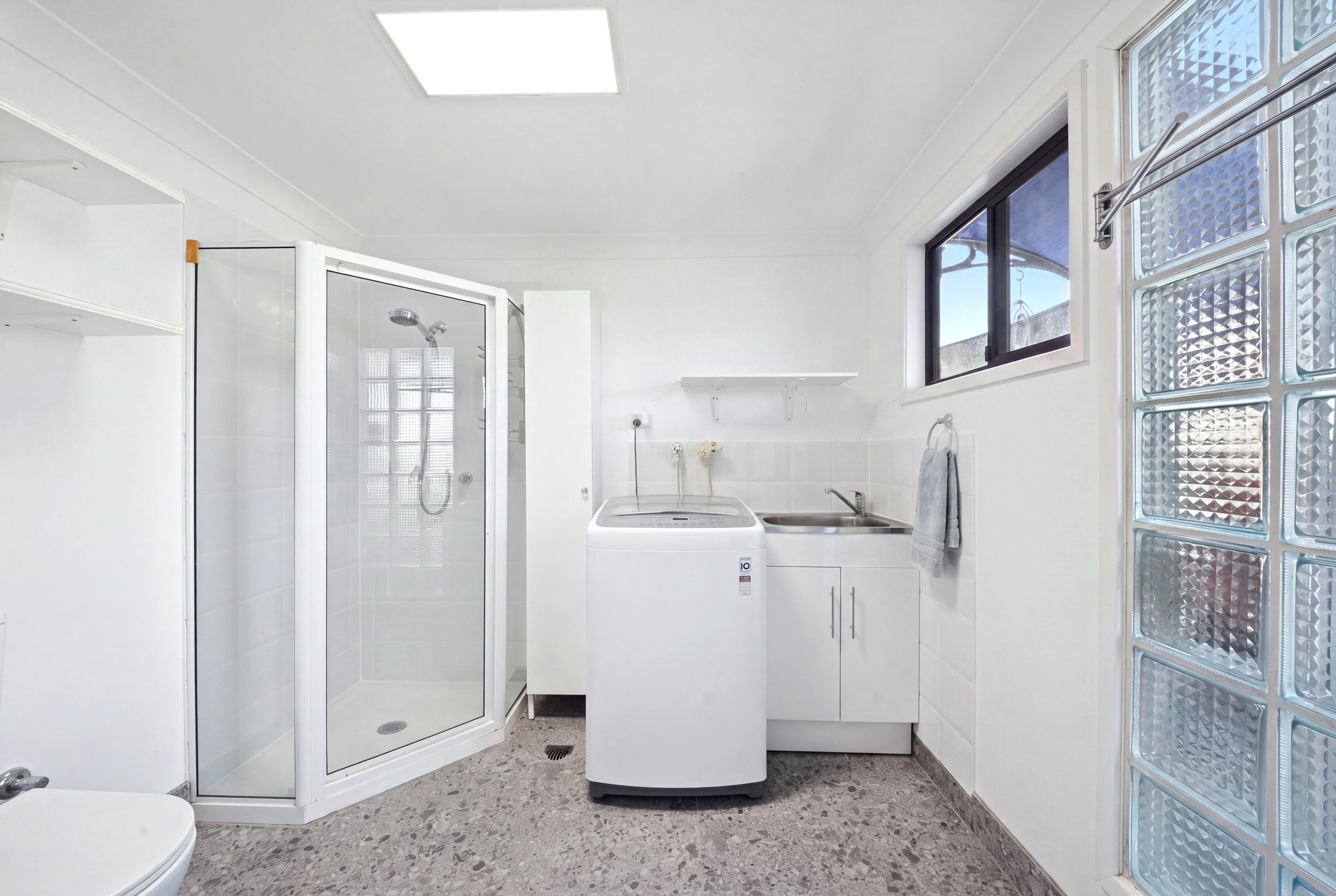 16 Brown Street — photo 14 of 19