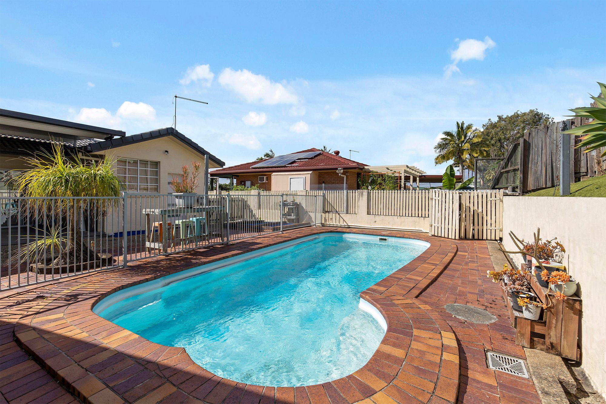 22 Gilford Crescent, Albany Creek, QLD 4035