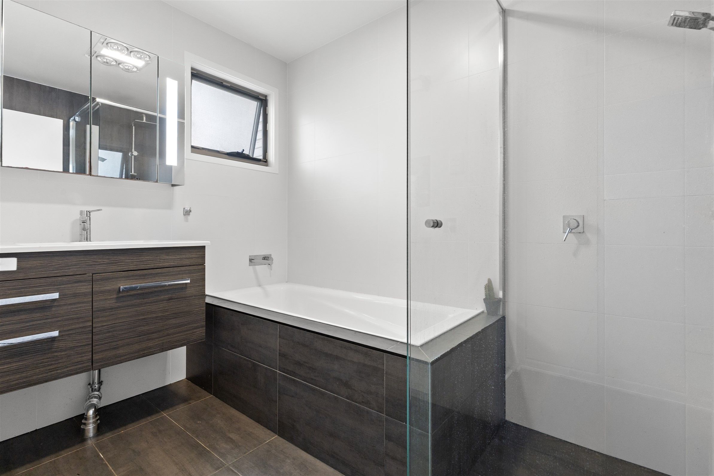 48 Kylie Avenue — photo 12 of 16
