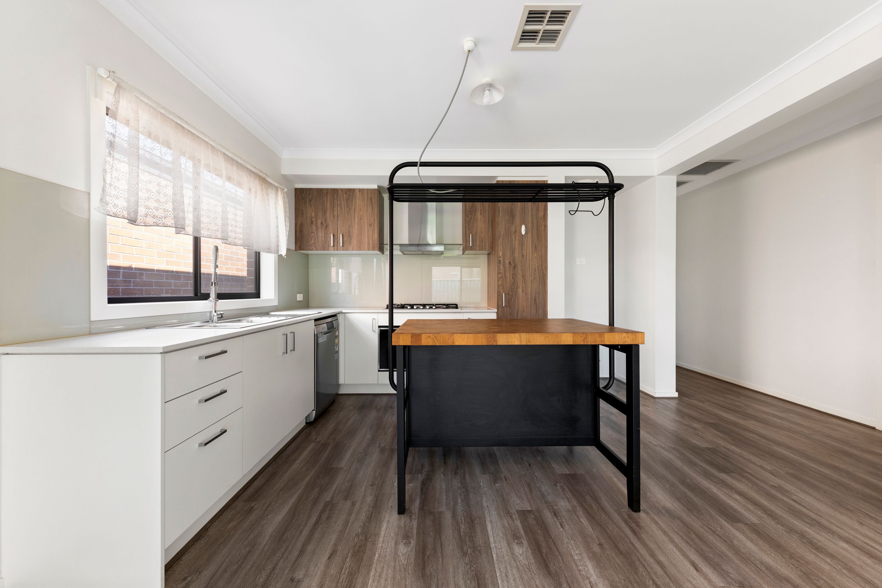 3 Yolen Street — photo 3 of 19