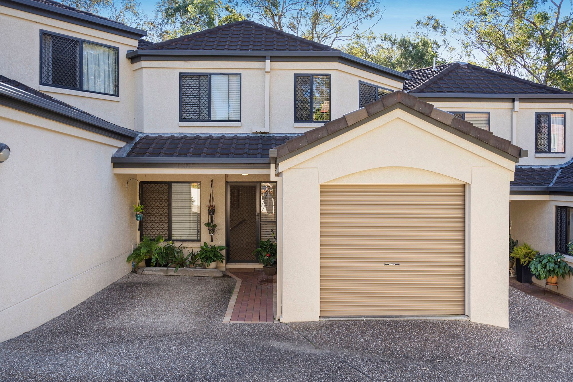 392 Chatswood Road, Shailer Park QLD 4128