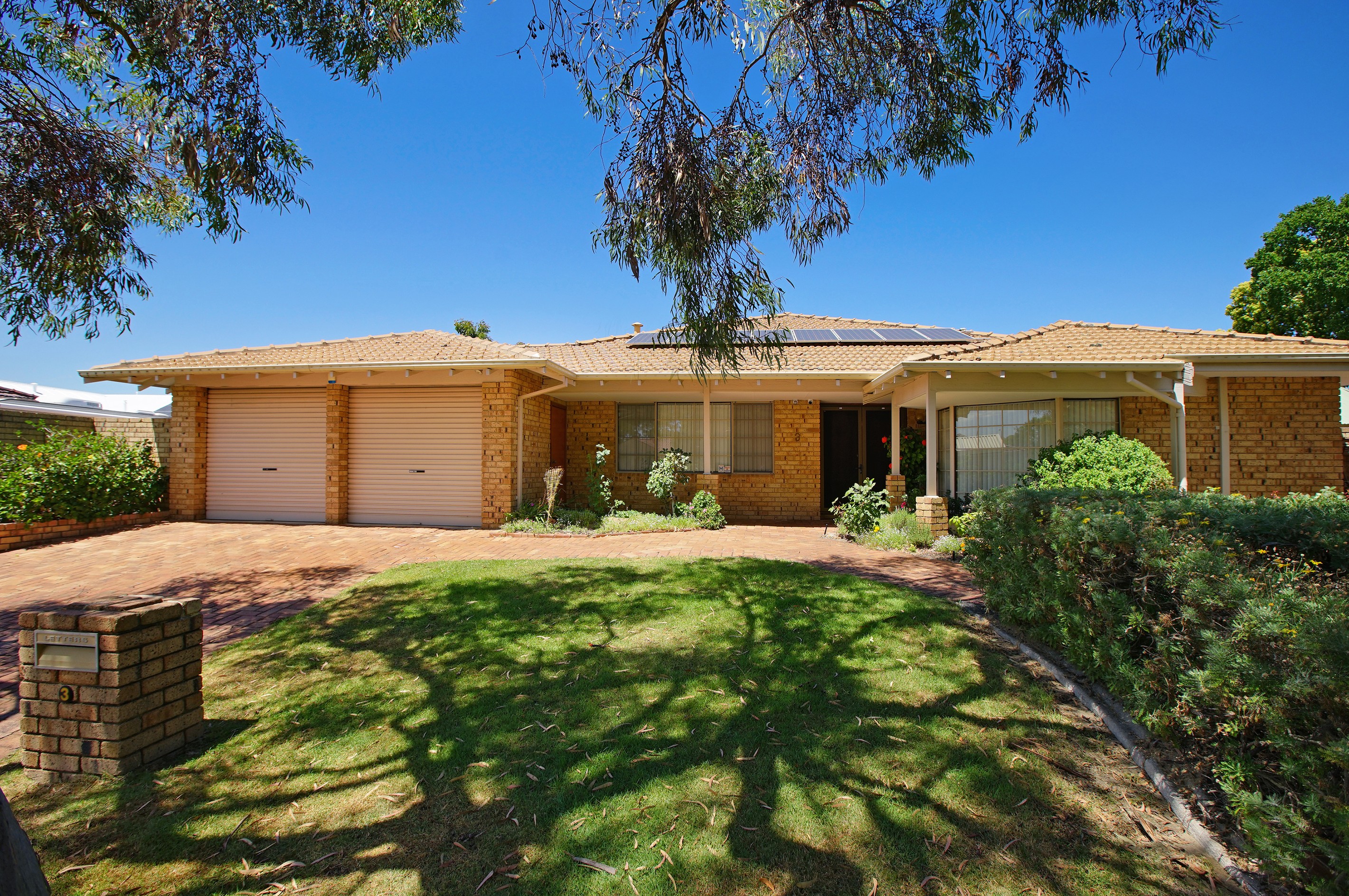 3 Radden Green, Winthrop, WA 6150