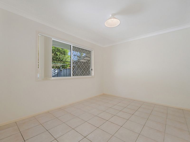 24 Collingwood Avenue — photo 12 of 15