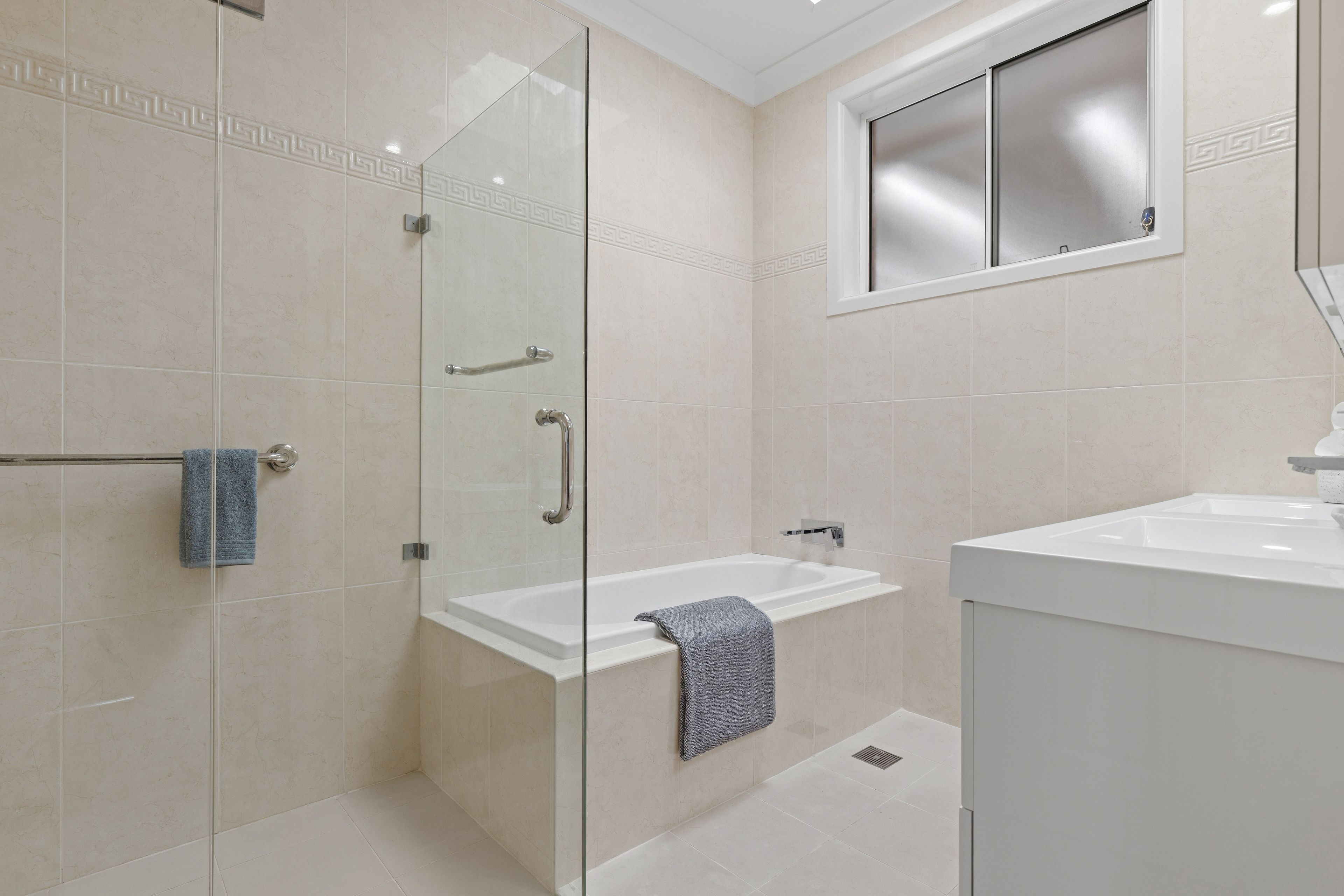33 Chester Street — photo 11 of 13