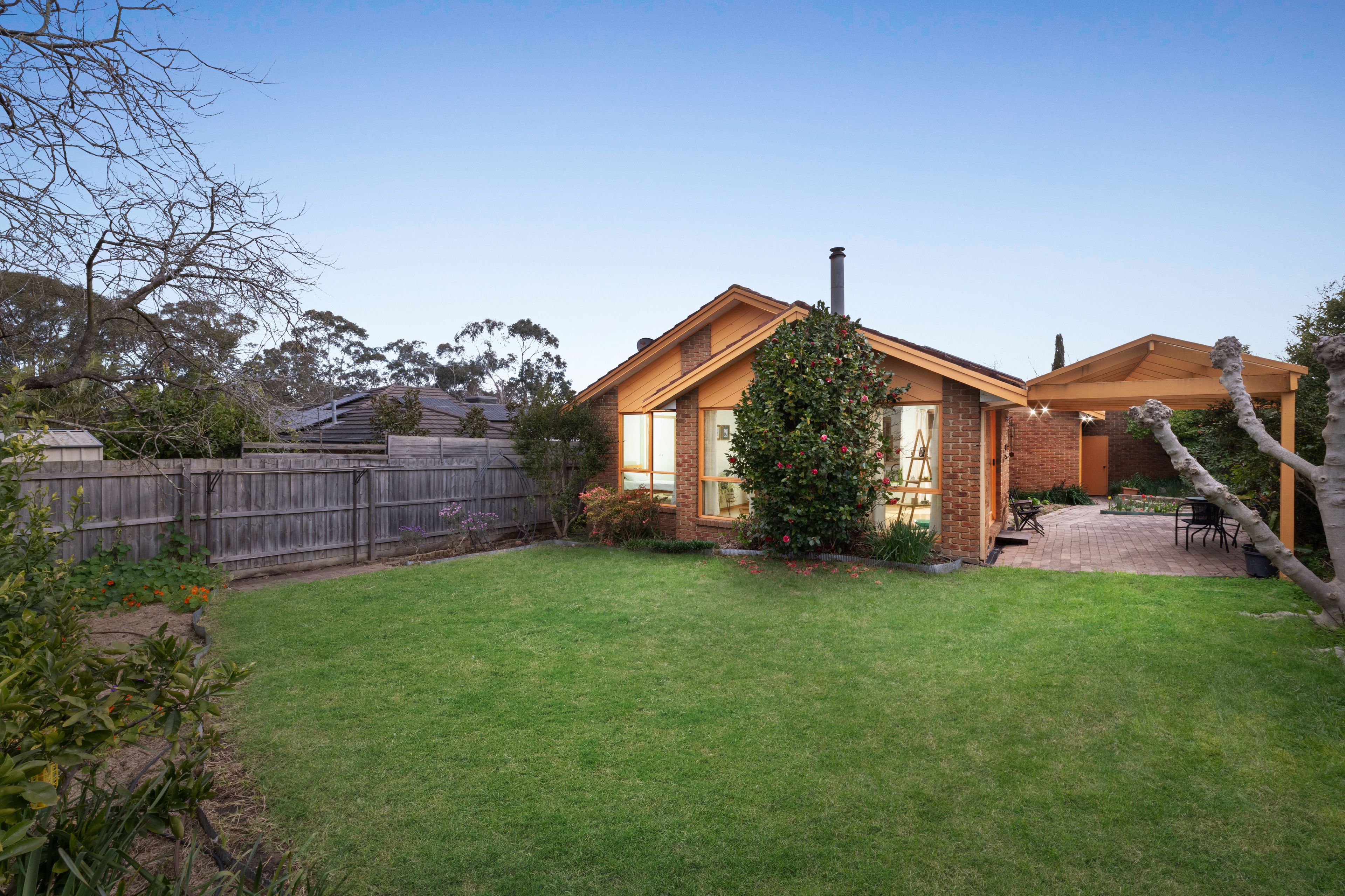5 Woodview Place — photo 12 of 13