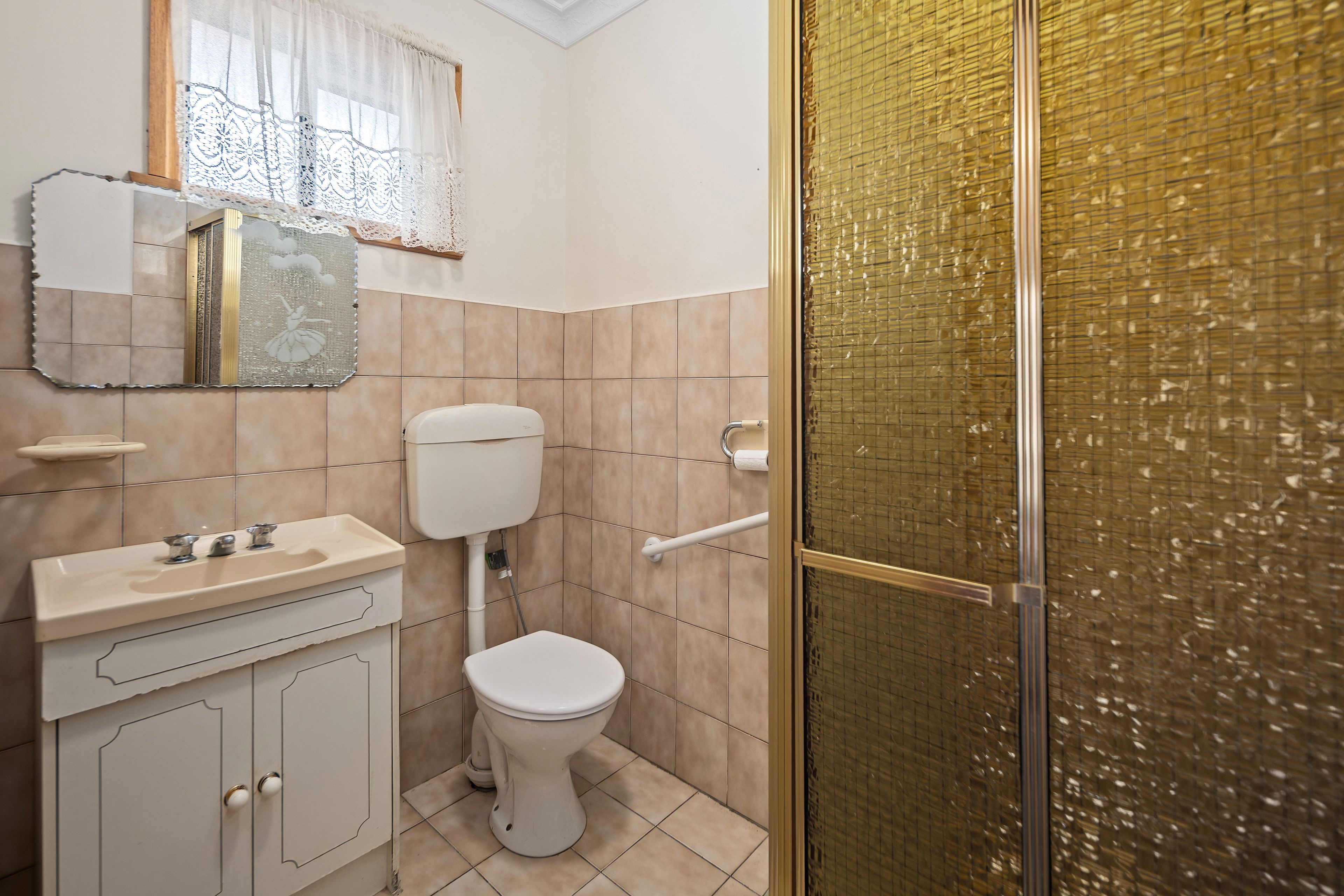 49 Barry Road — photo 11 of 21