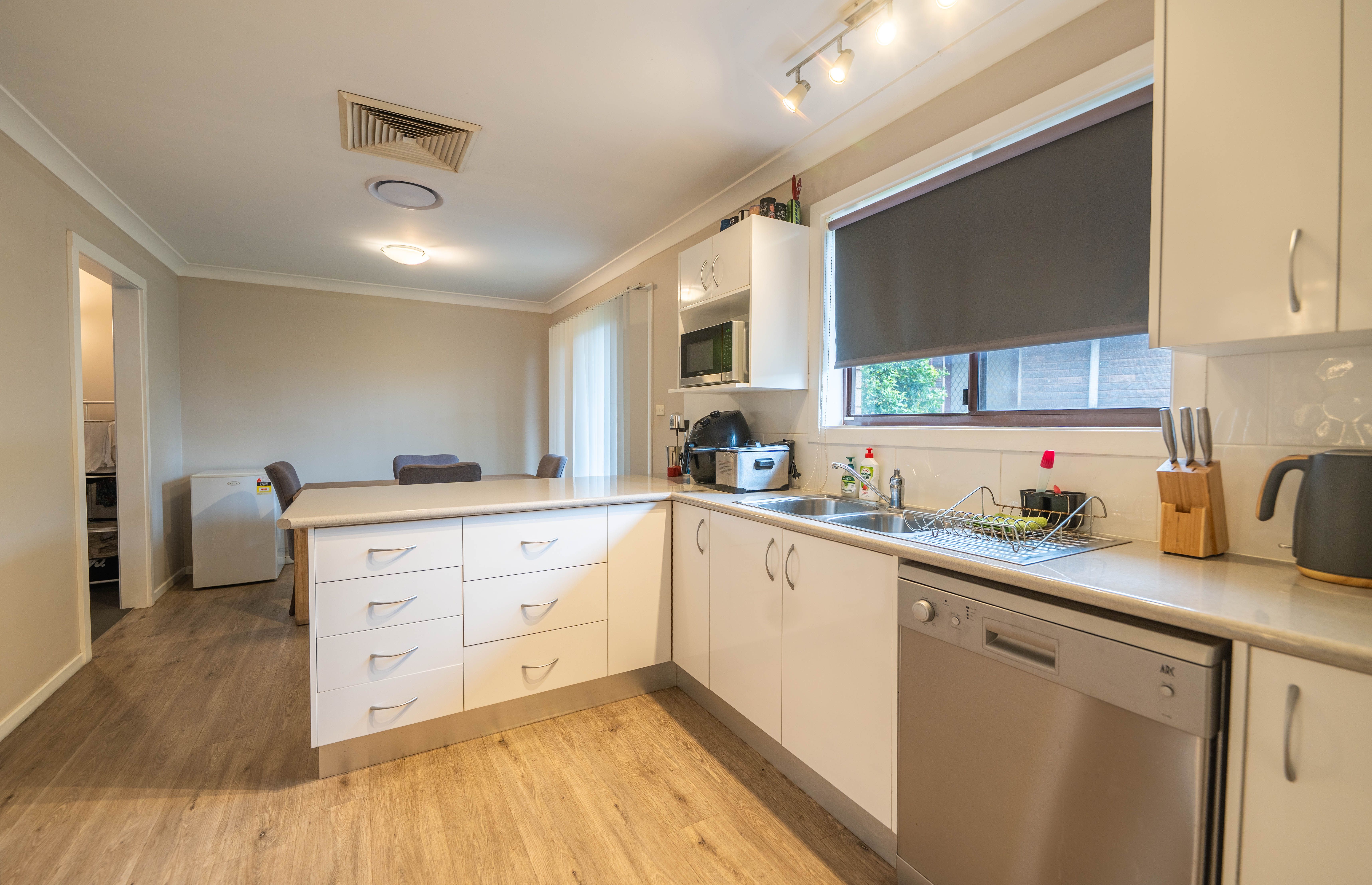 22 Brolgan Road — photo 4 of 11