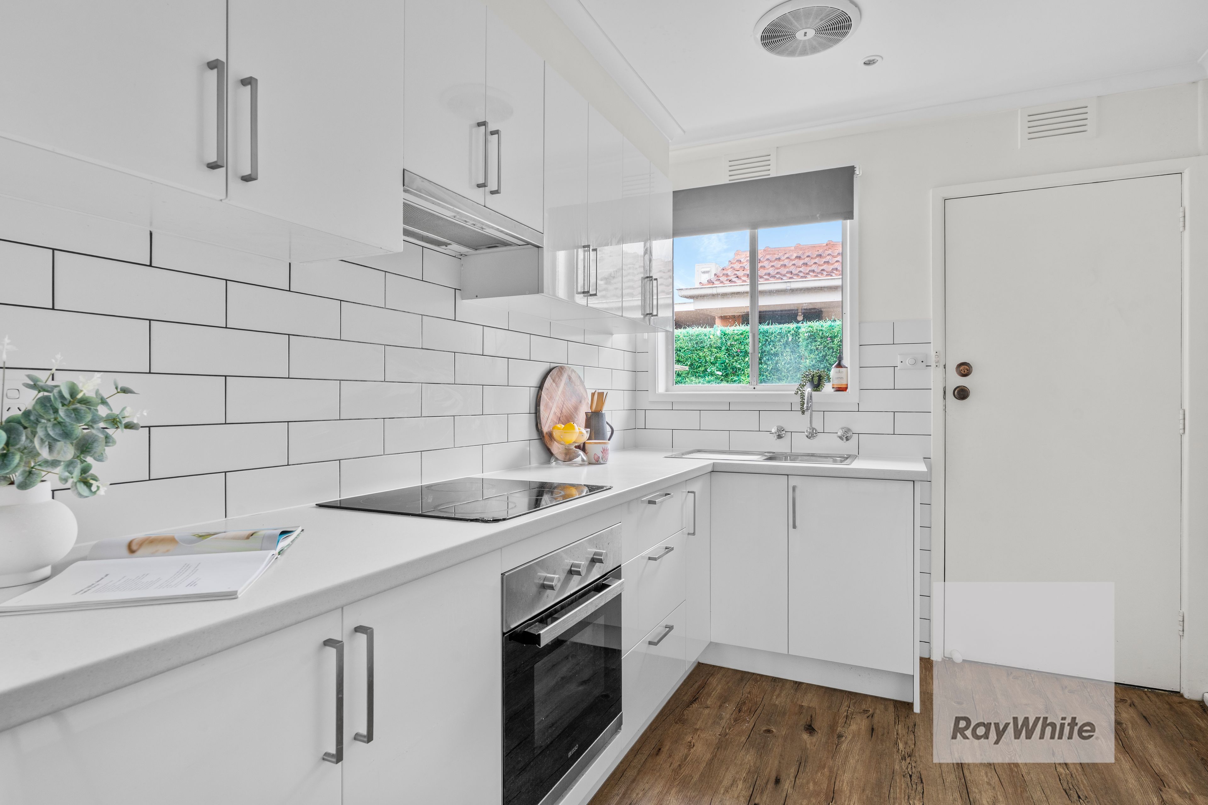 42 Harbury Street, Reservoir VIC 3073