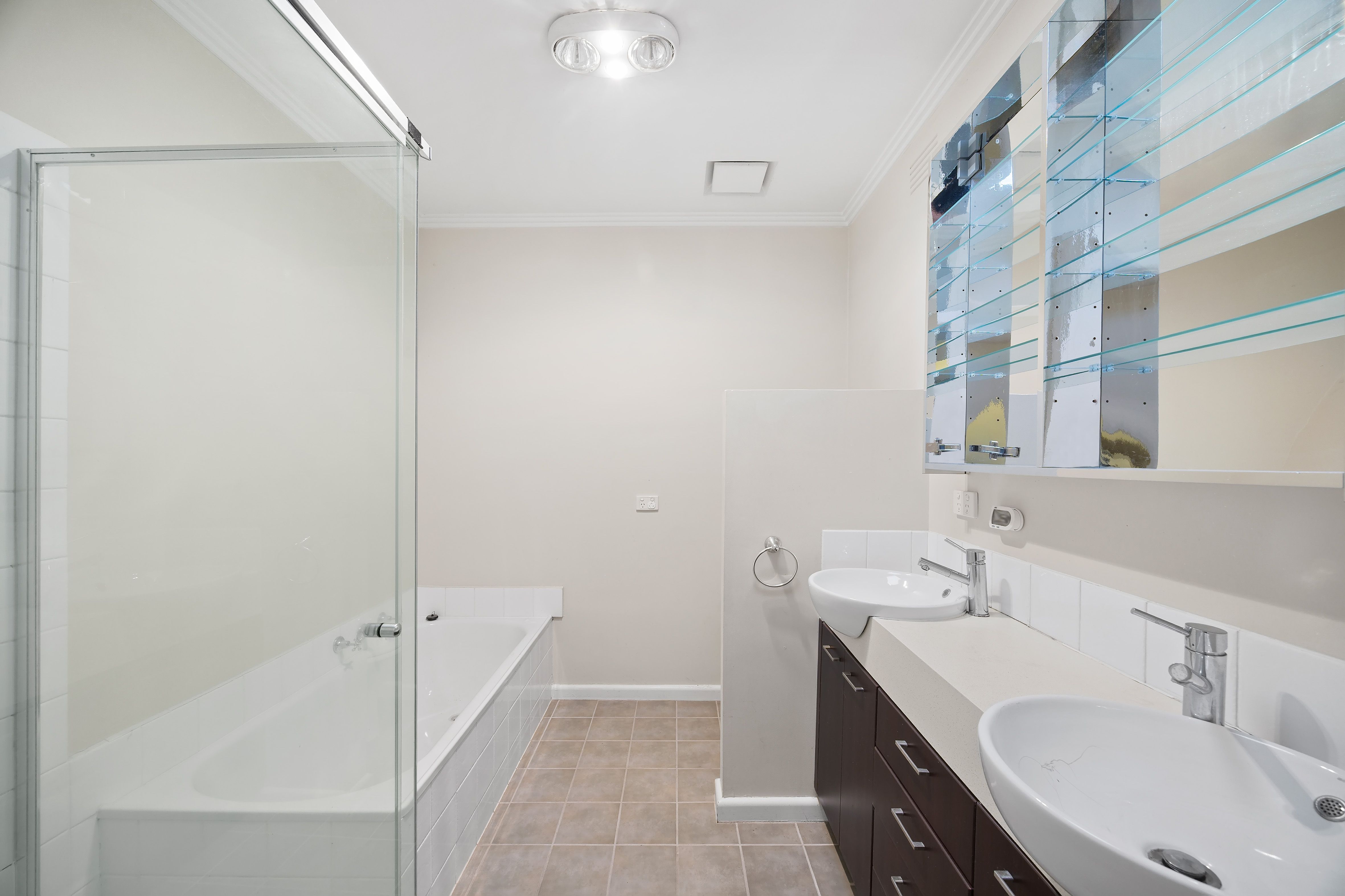 10 Carwarp Street — photo 10 of 18