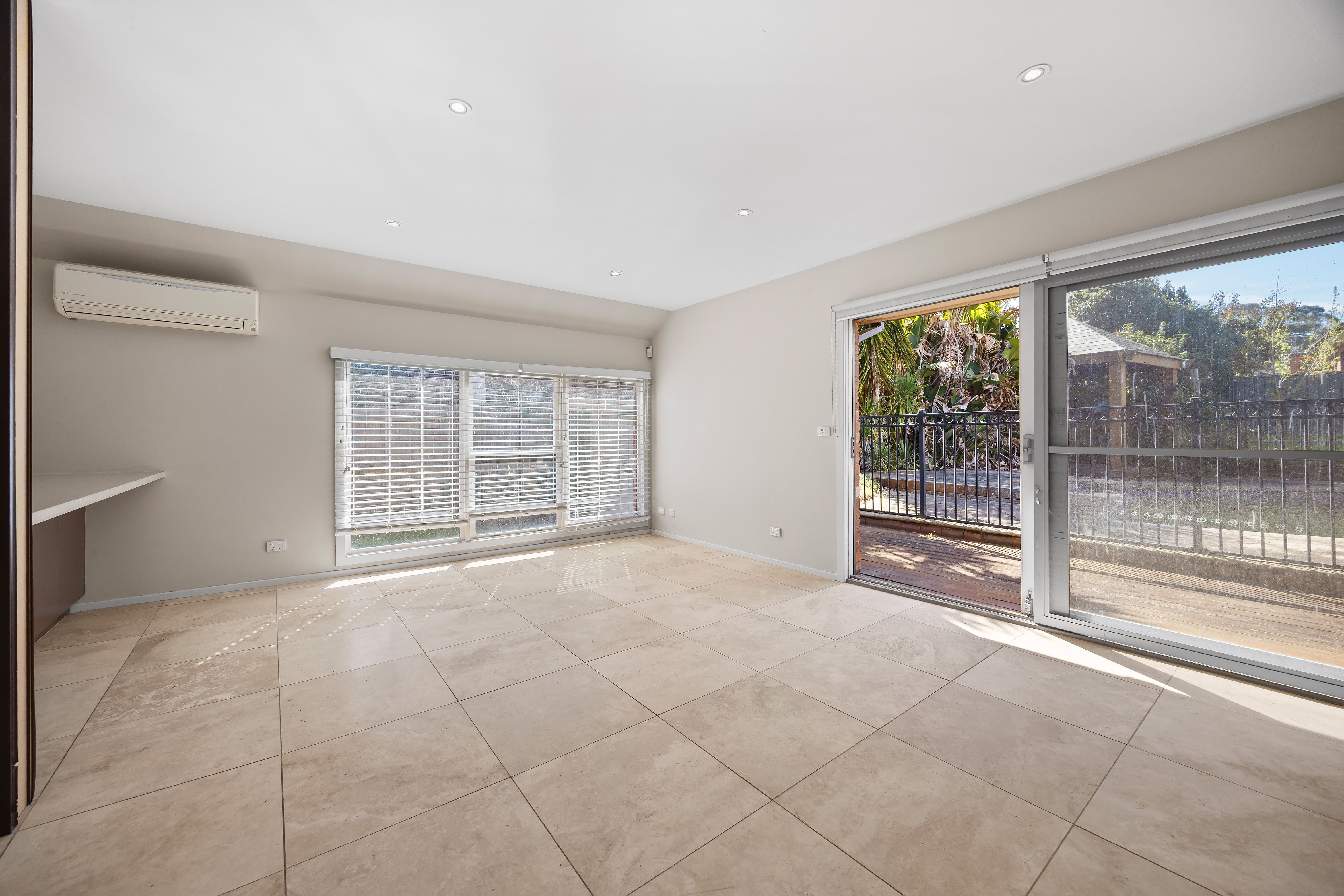 10 Carwarp Street — photo 8 of 18
