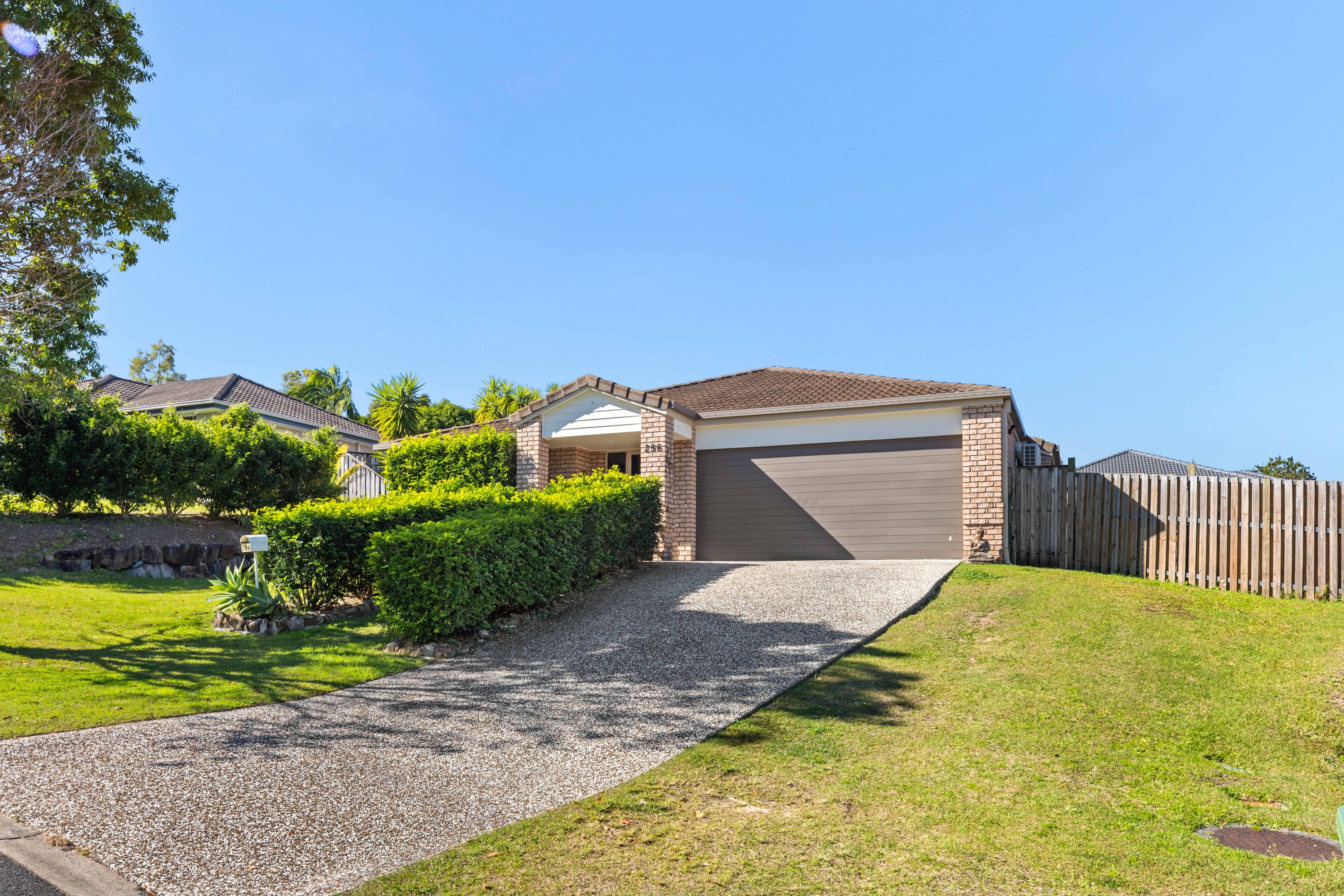 256 Universal Street, Oxenford, QLD 4210
