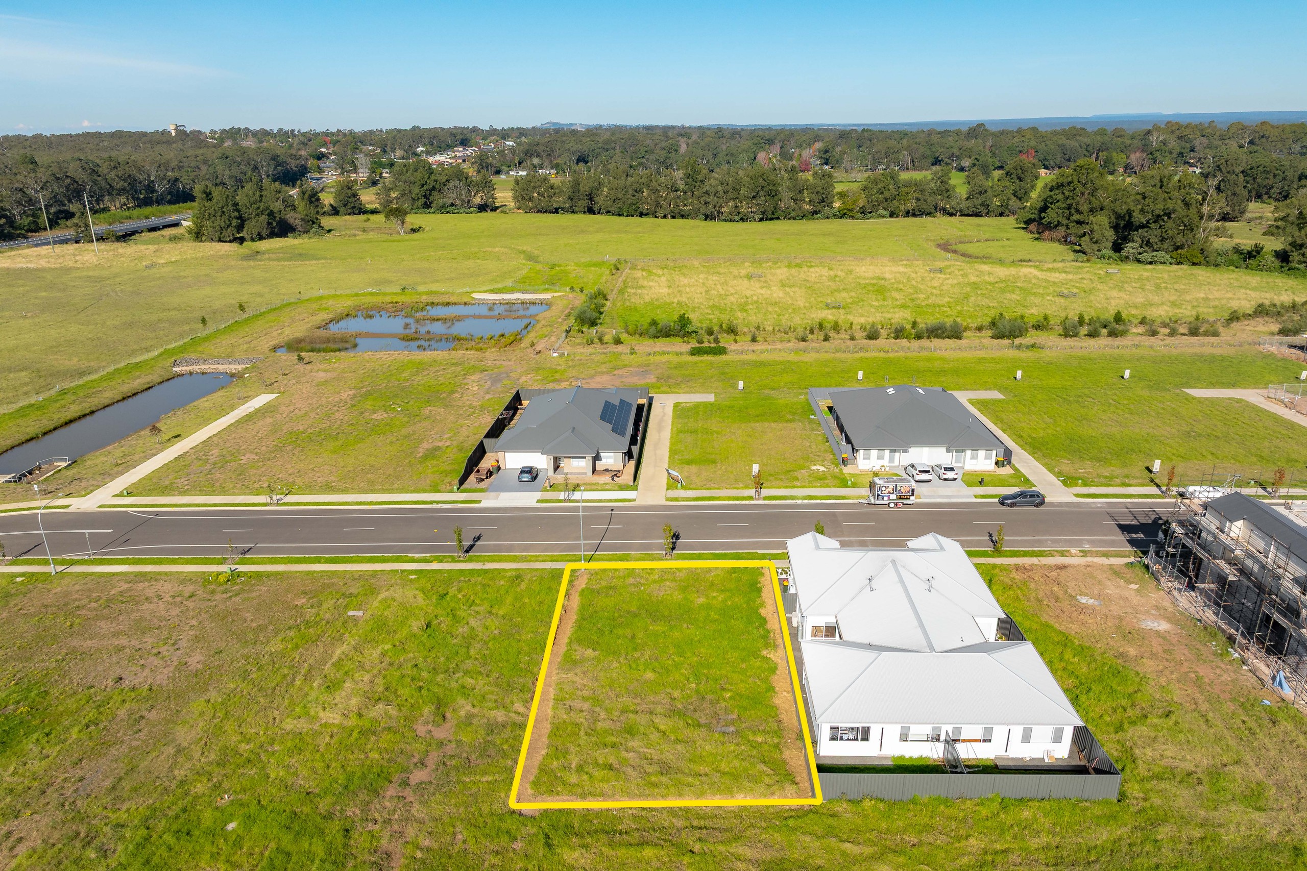 104 Lancaster Drive, BADAGARANG, NSW 2540