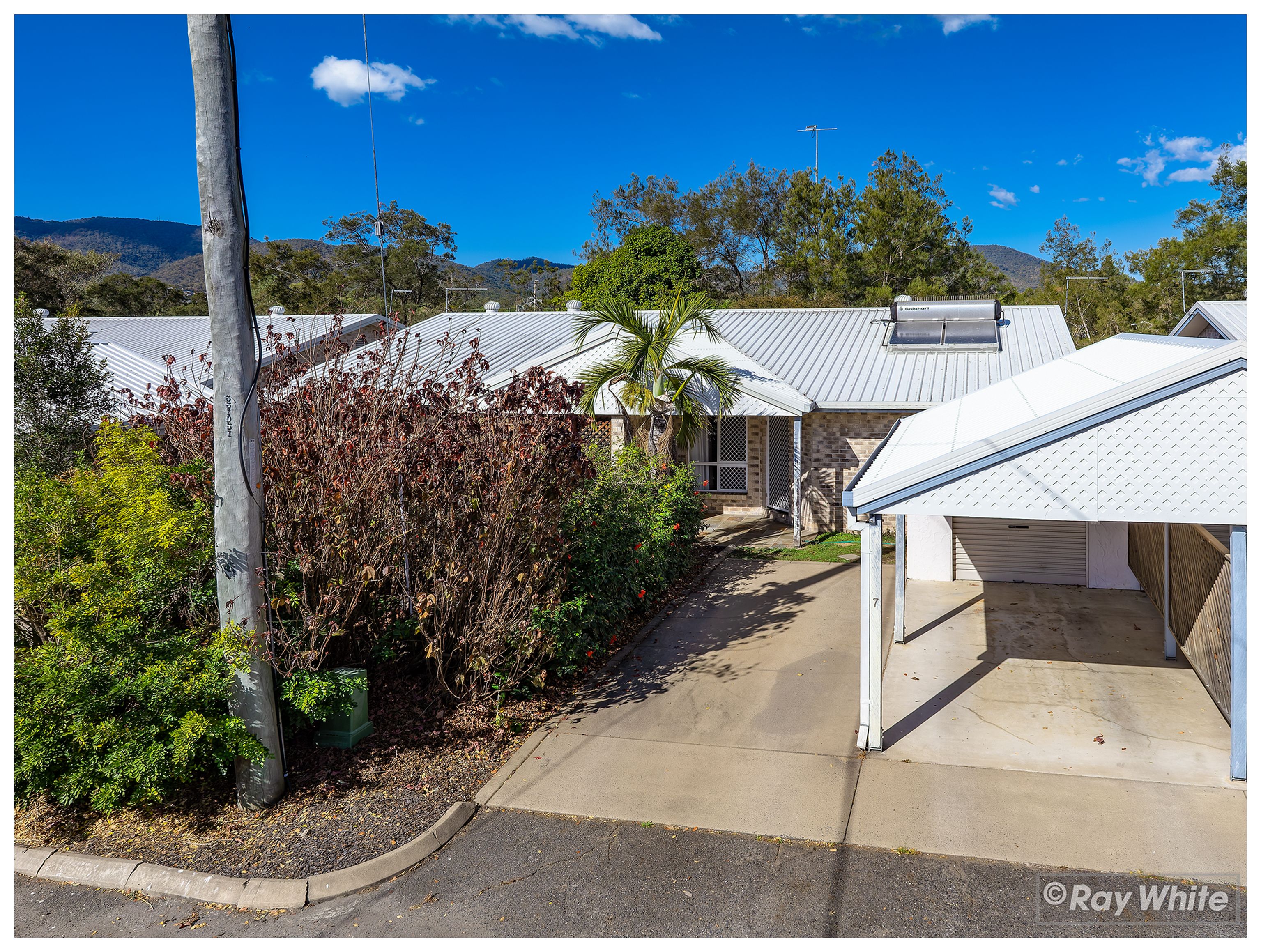 7/102A Bawden Street — photo from Ray White Rockhampton