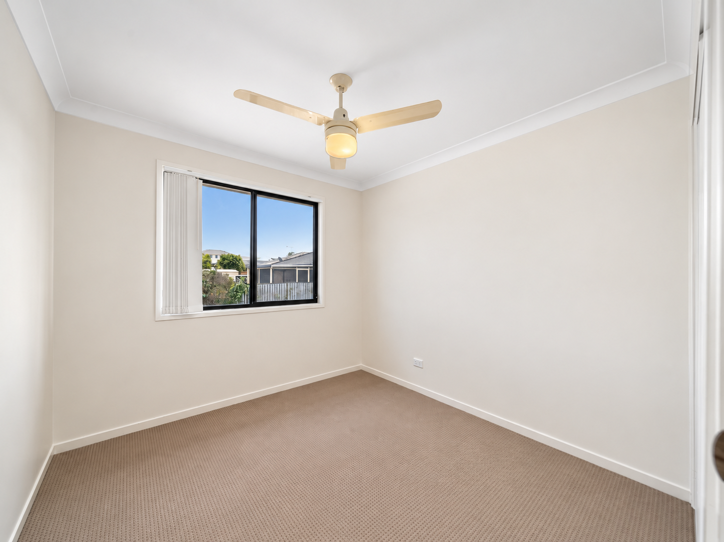 37 Bowerbird Crescent — photo 14 of 21