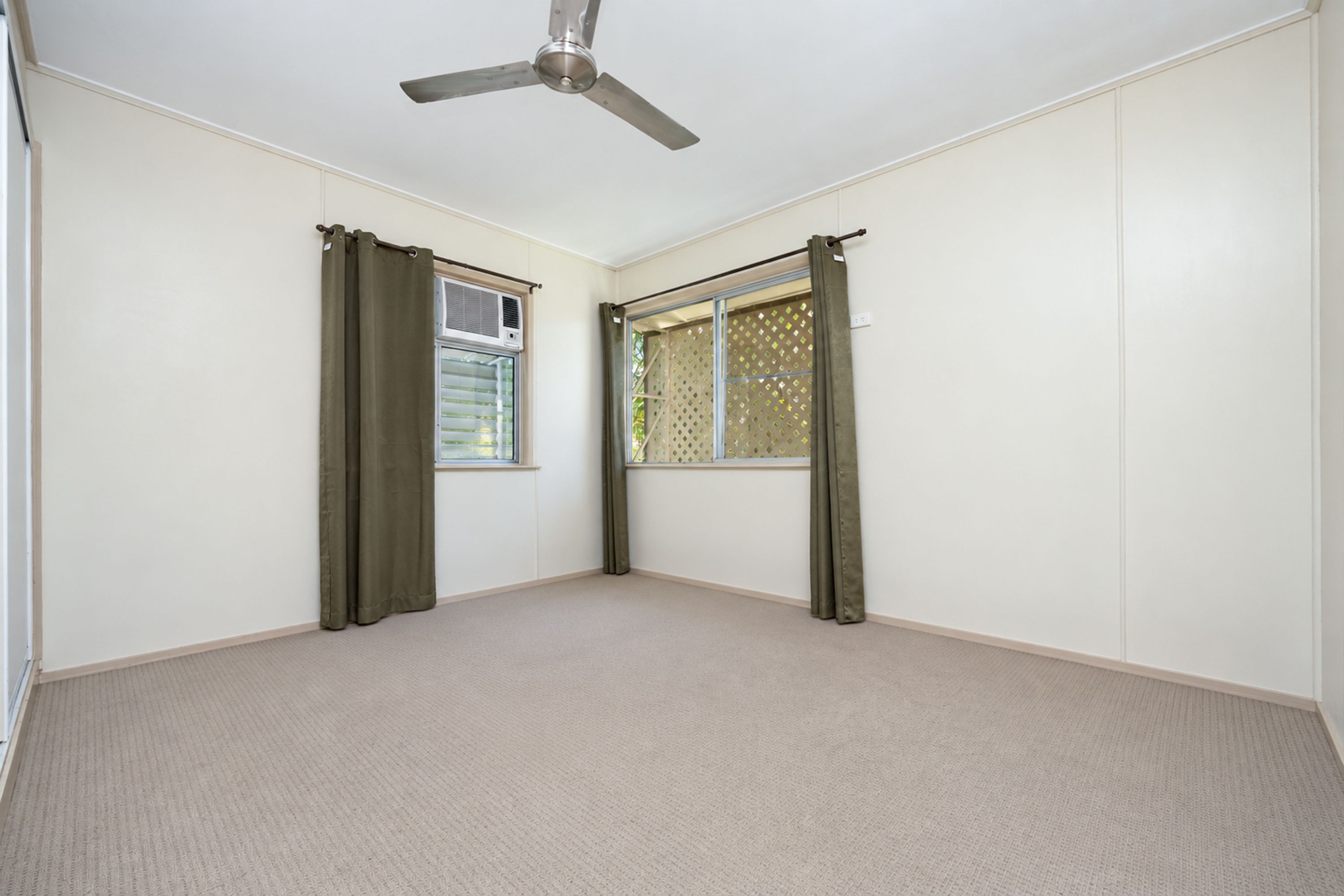 14 Weaver Street — photo 18 of 22