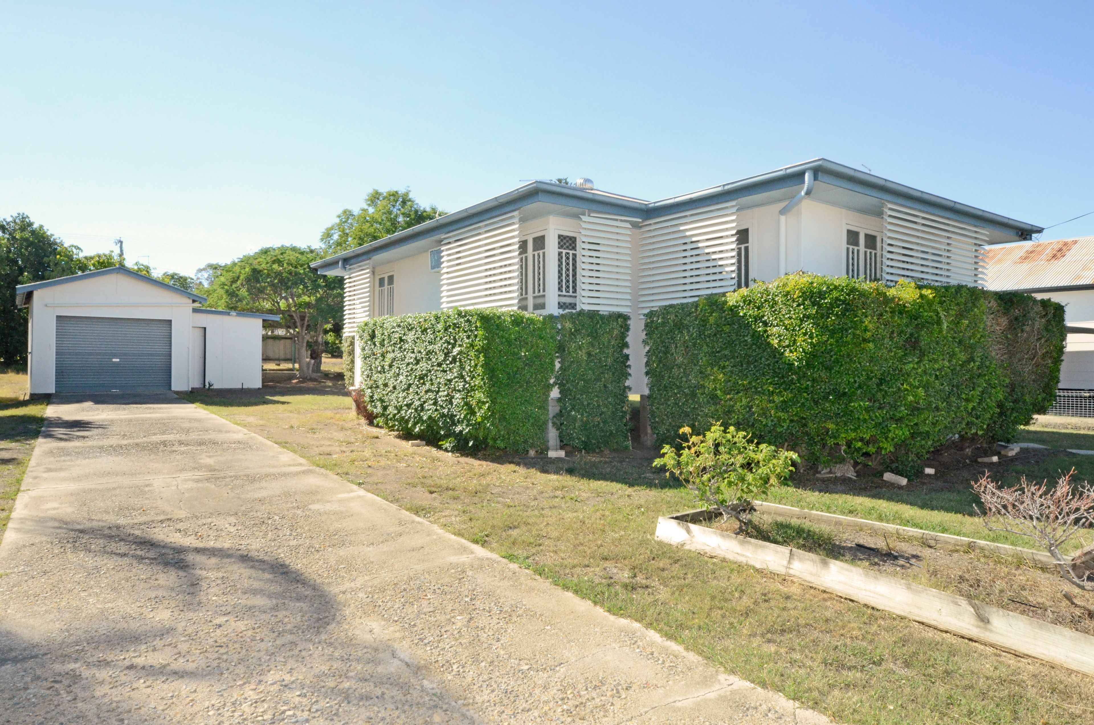 112 Kroombit Street, Biloela QLD 4715