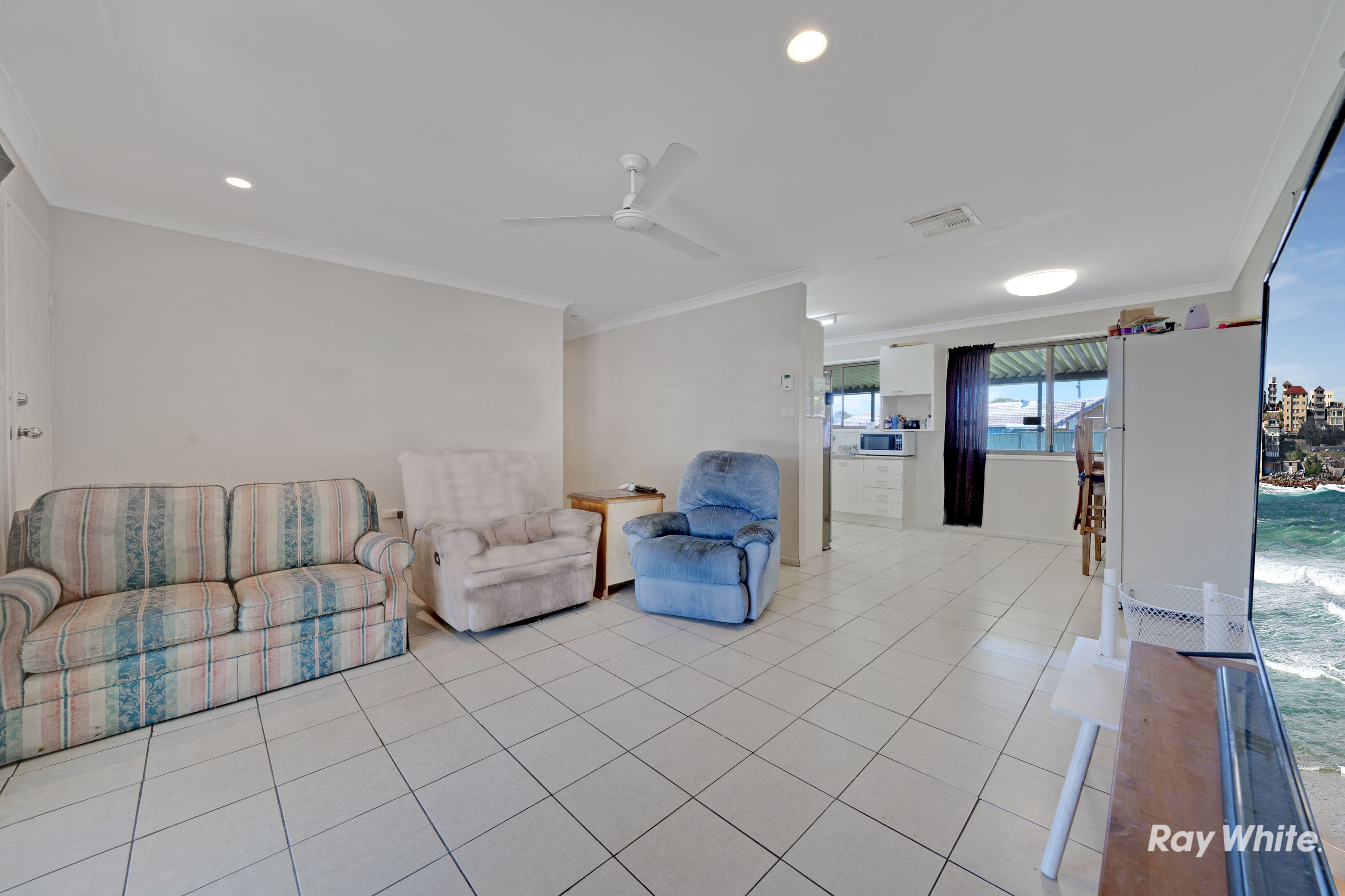 8 Carbeen Court, Logan Central, QLD 4114