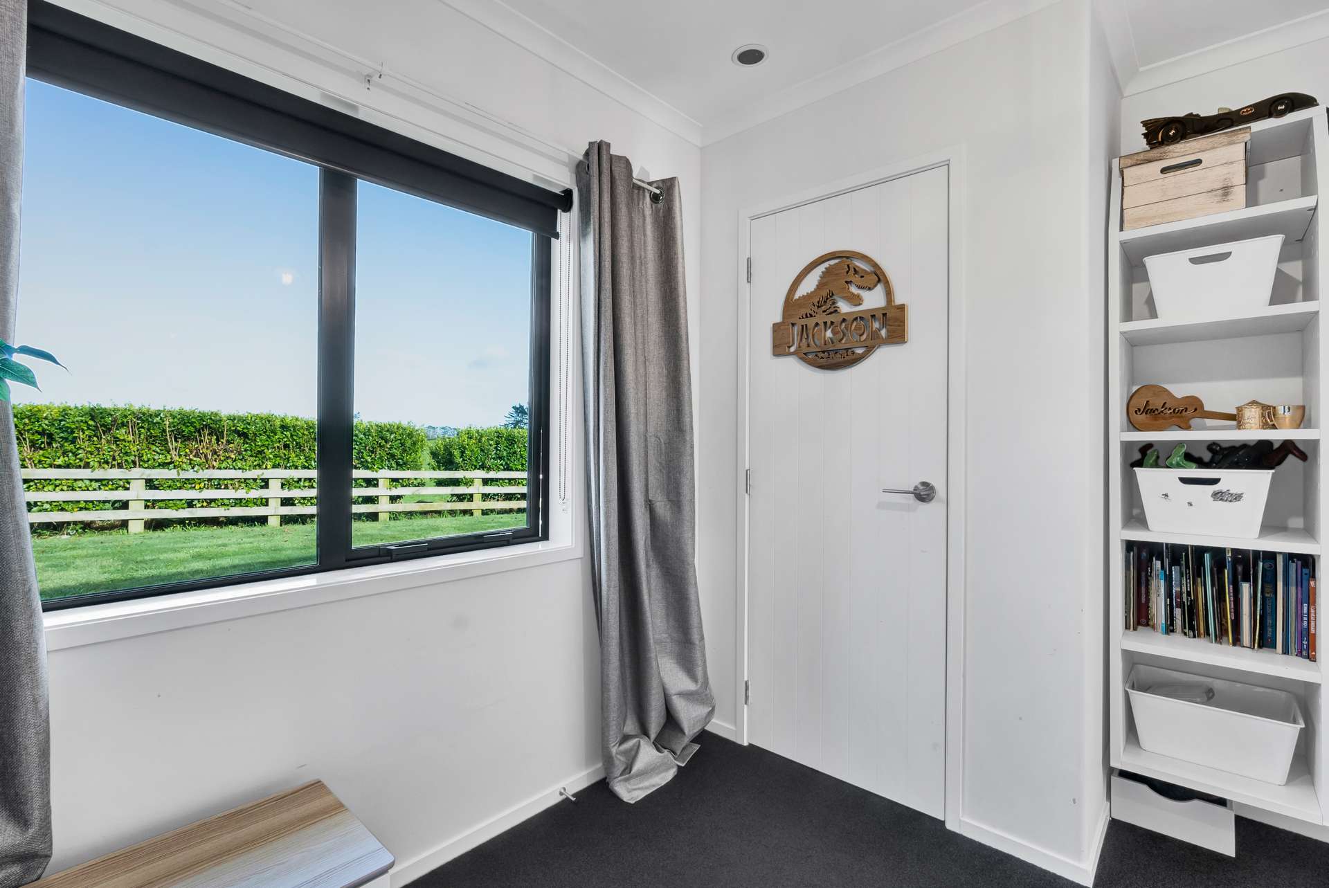 103 King Road photo 17