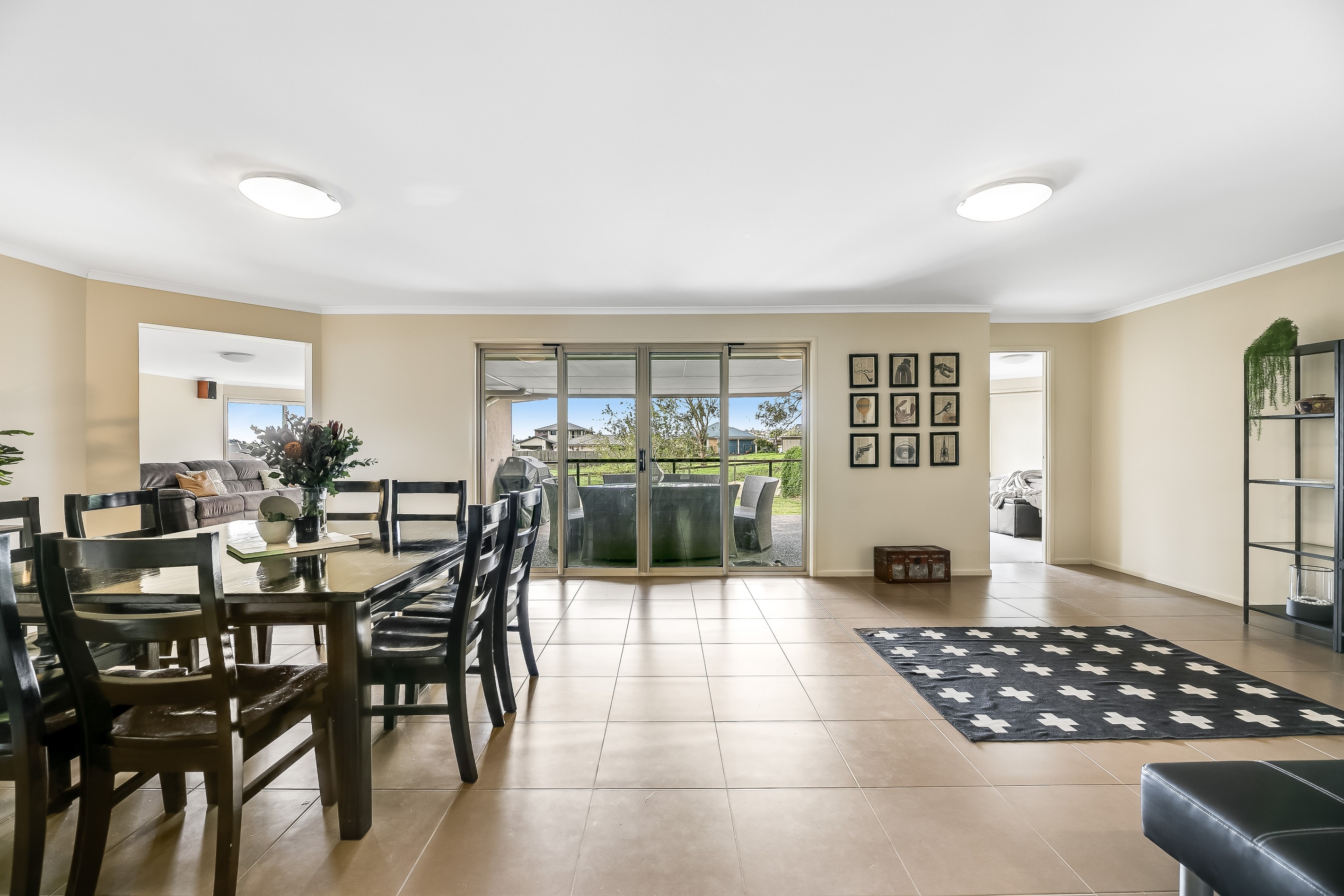7 Sunset Drive, Glenvale, QLD 4350