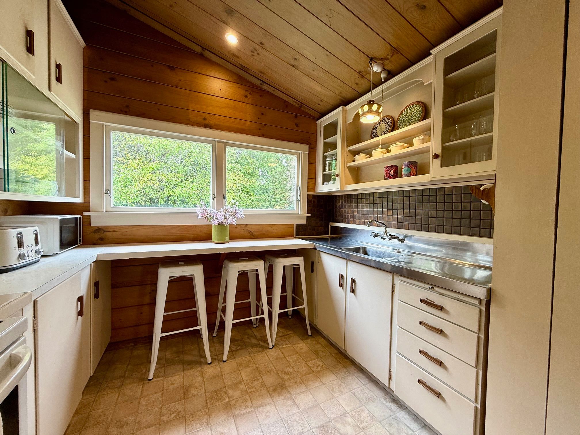 14B Greenslade Road, Raglan, Waikato District