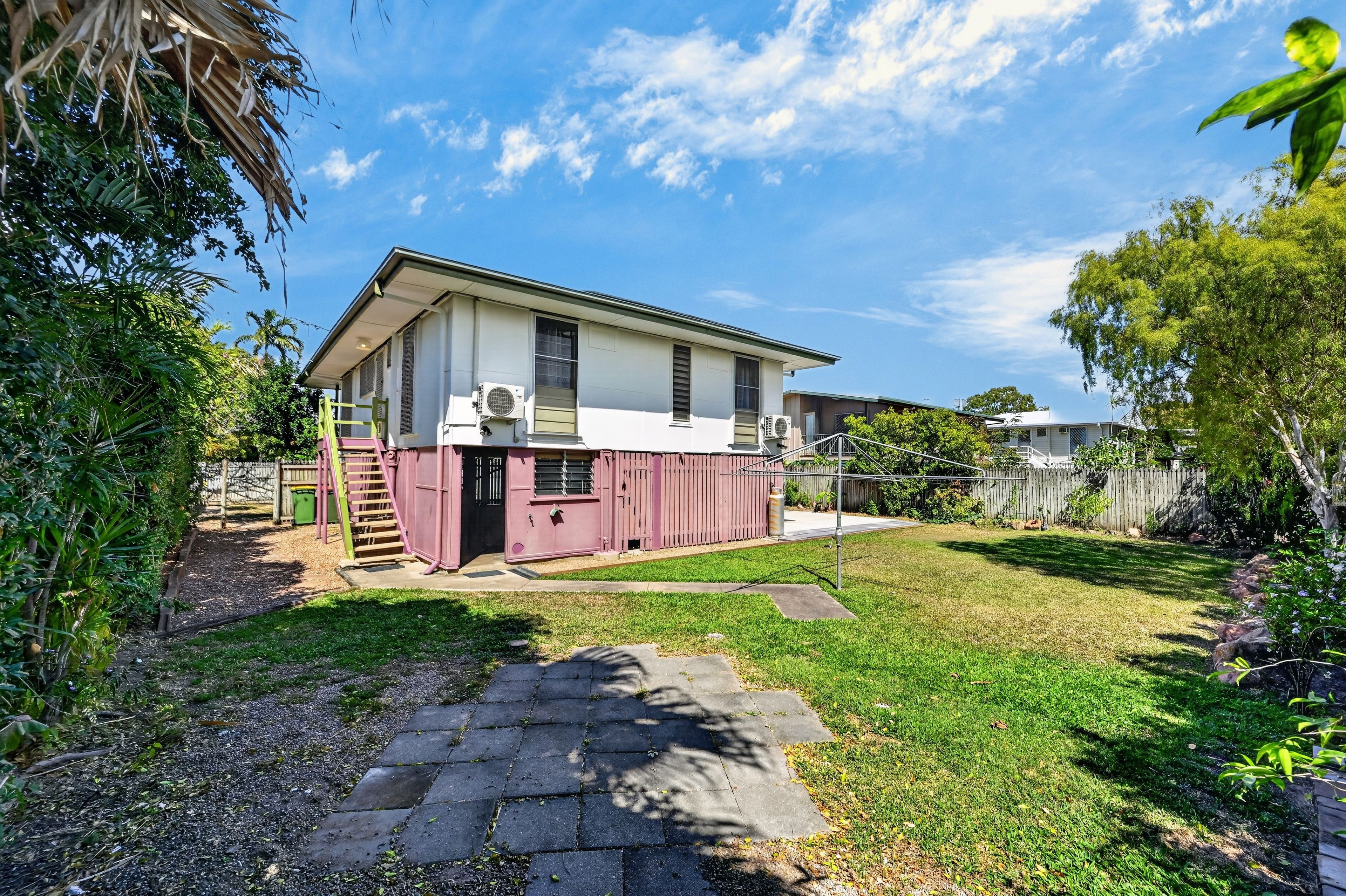 23 Clements Crescent — photo 15 of 19