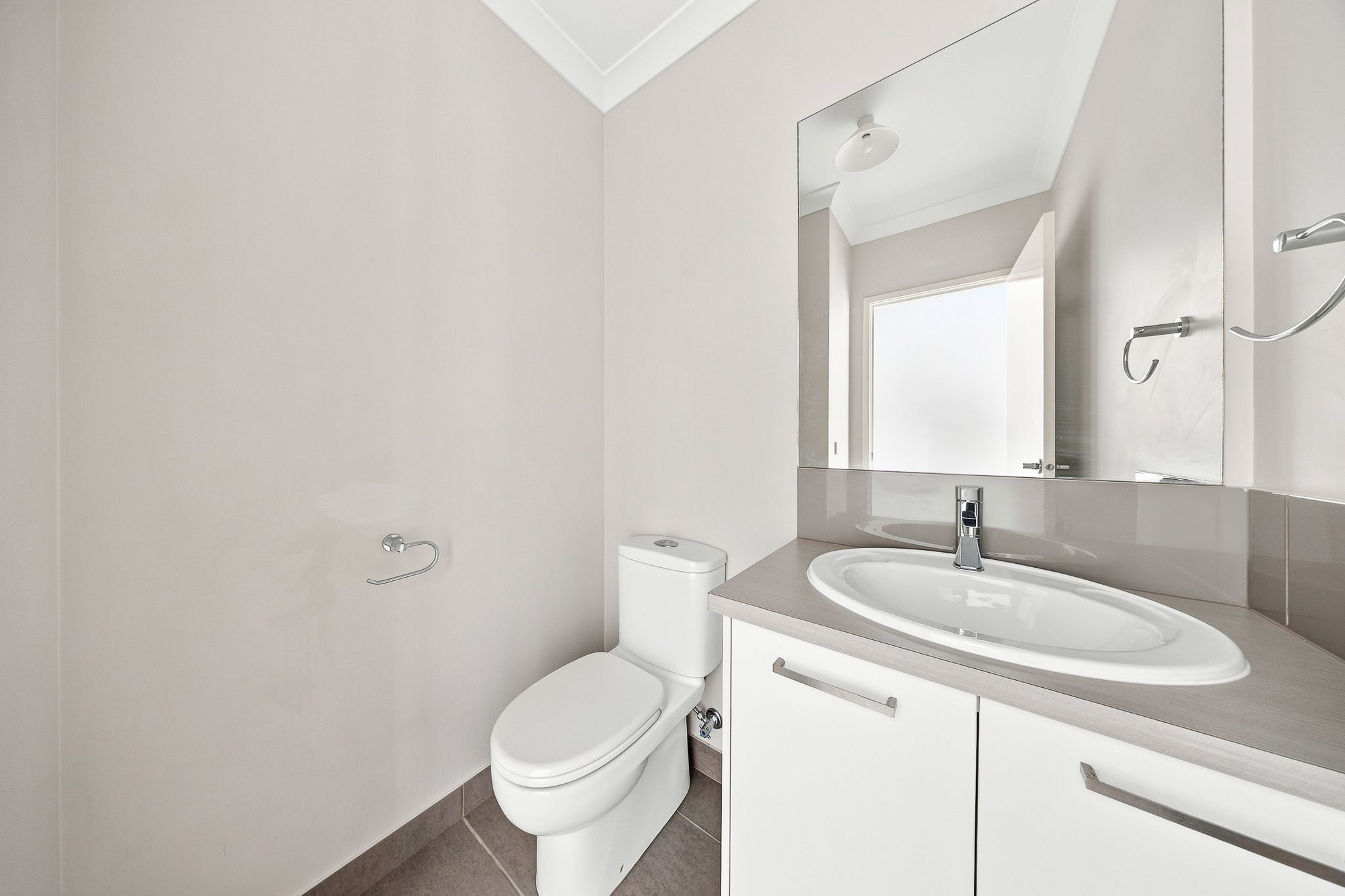 45 Littleshore Crescent — photo 5 of 19