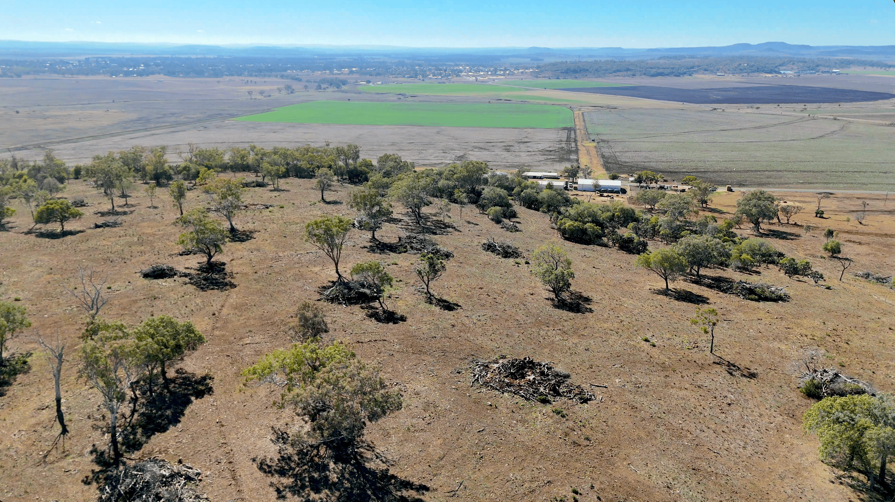 "Mountain Glen" Oakey Pittsworth Road — photo 27 of 30