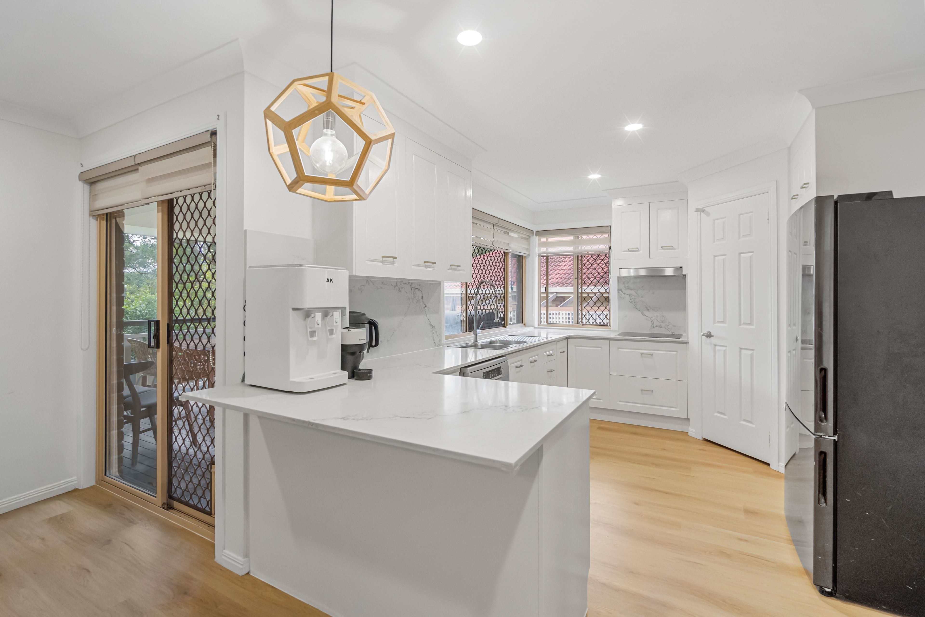 8 Lagrange Court, Shailer Park, QLD 4128