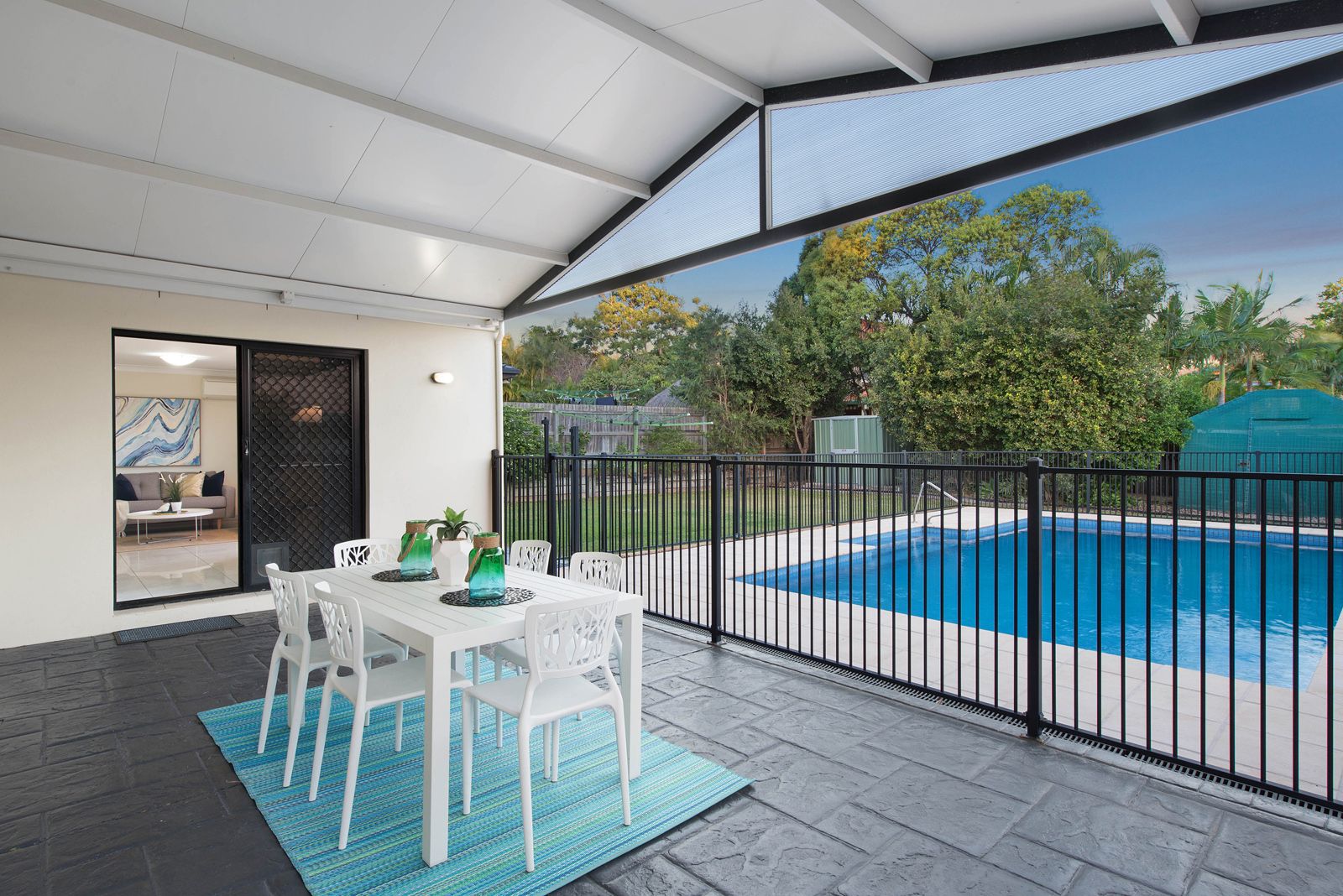 11 Cotswold Place, Wishart, QLD 4122