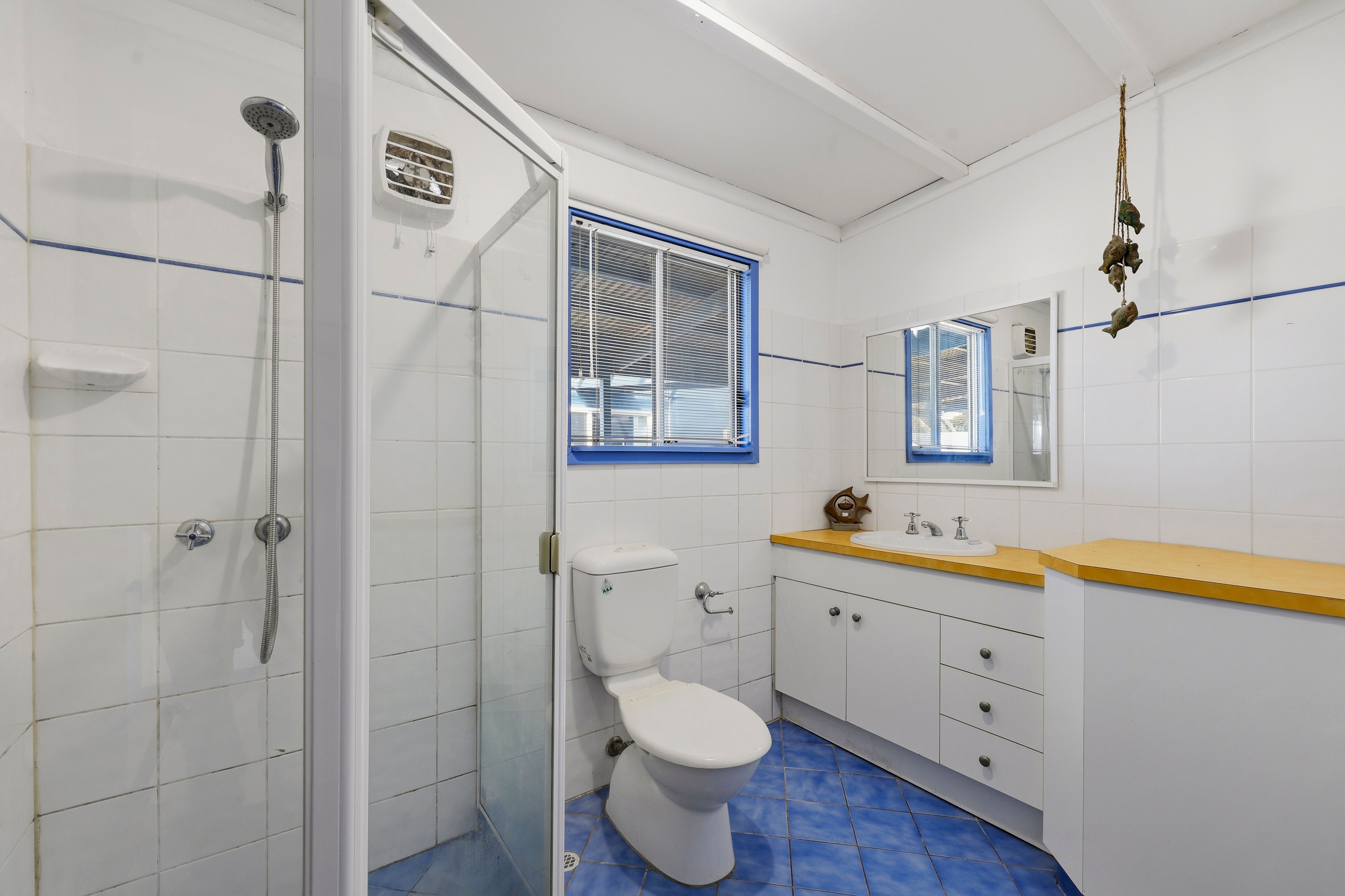 8 Dent Street — photo 11 of 24