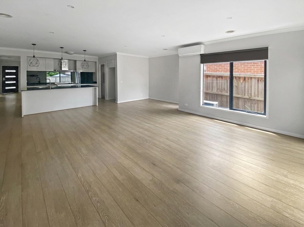 25 Everard Avenue — photo 4 of 12