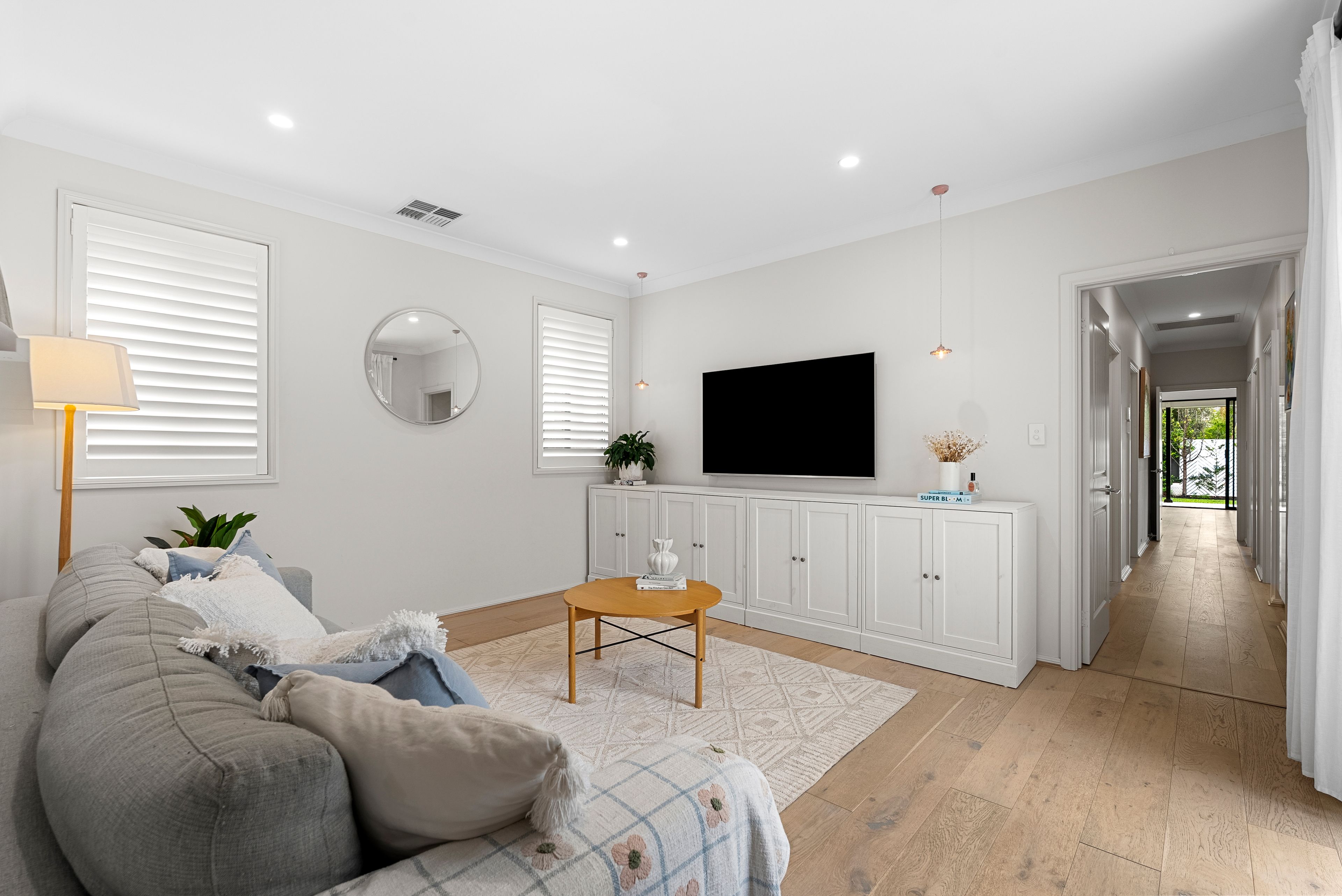 13A Fiscom Avenue — photo 5 of 23