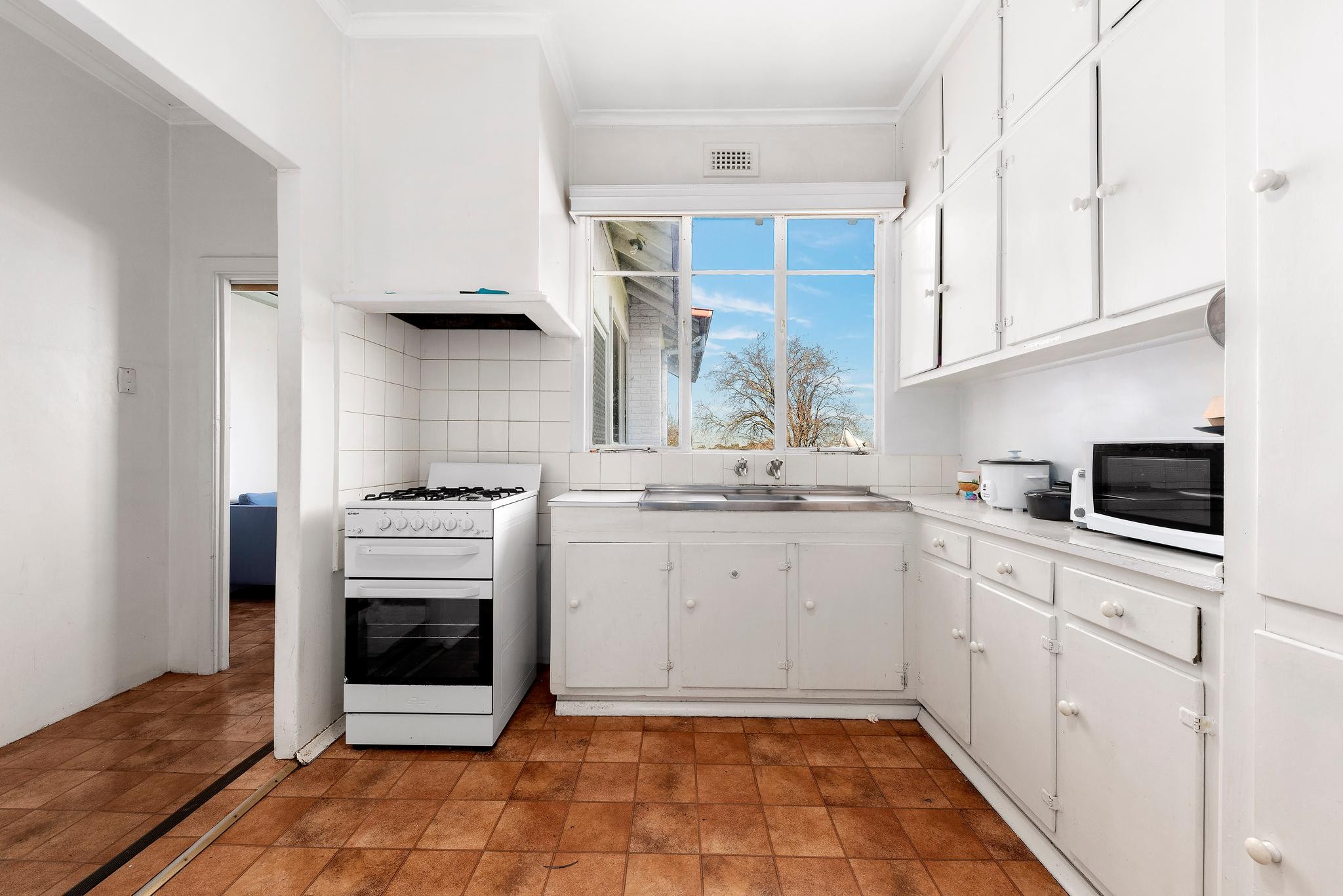 10 Hughes Street, Burwood, VIC 3125