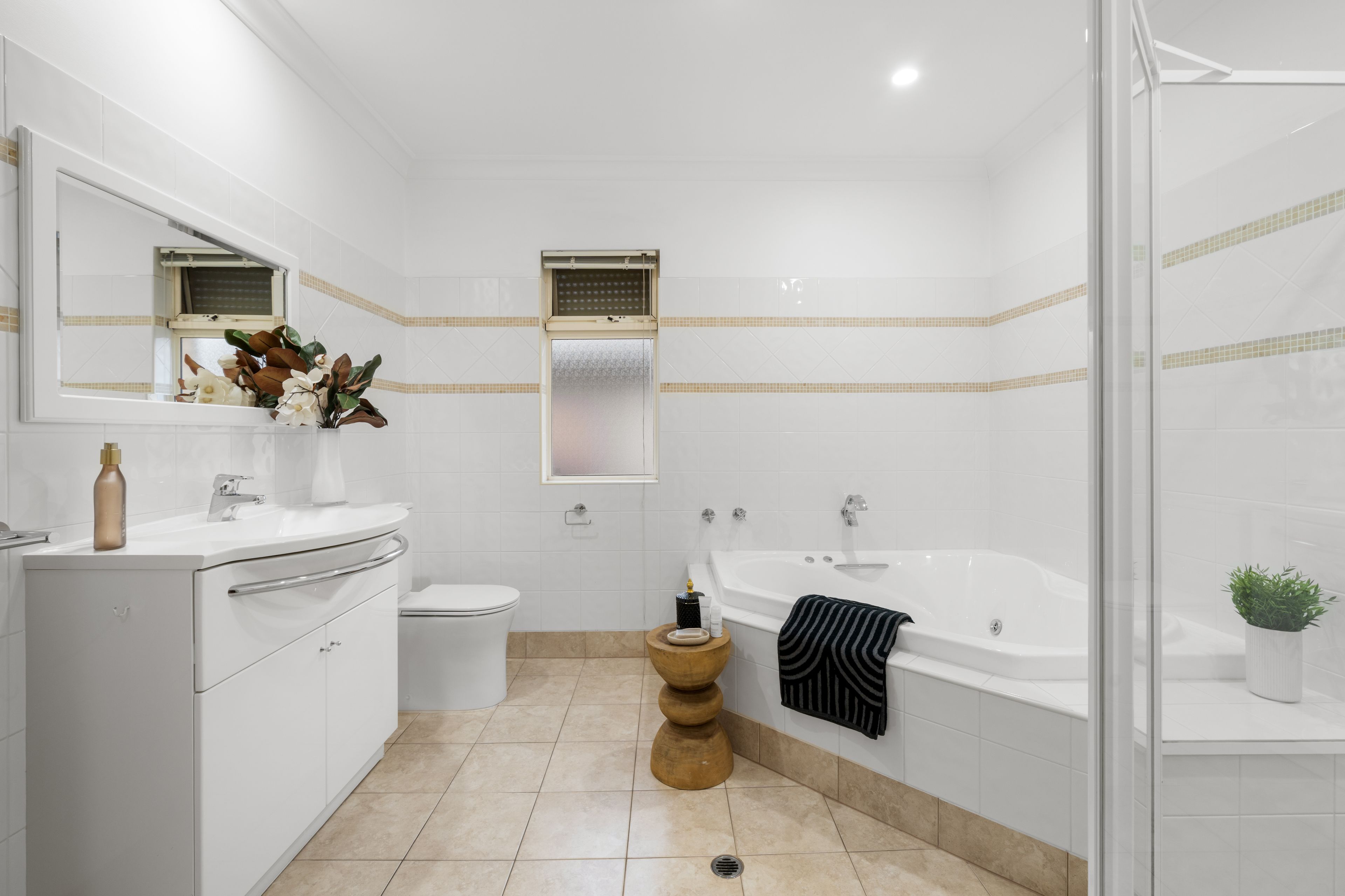 7 Mercurio Drive — photo 16 of 25