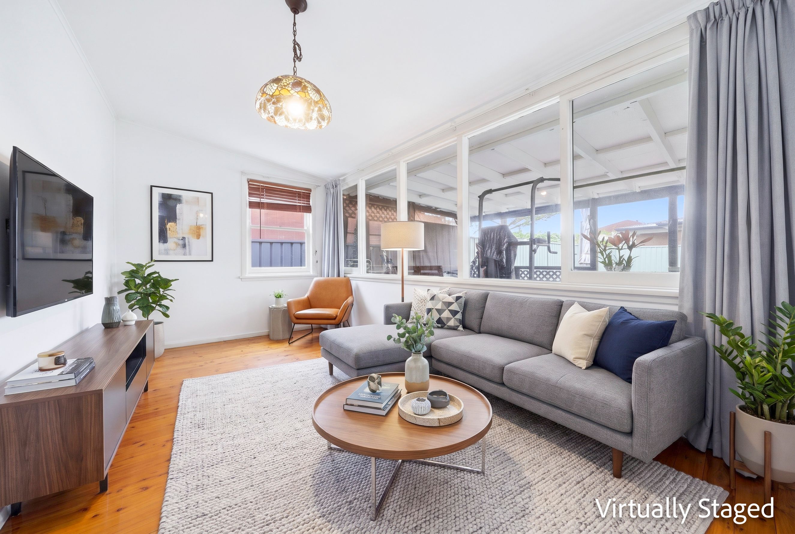171 Carlingford Road — photo 5 of 17