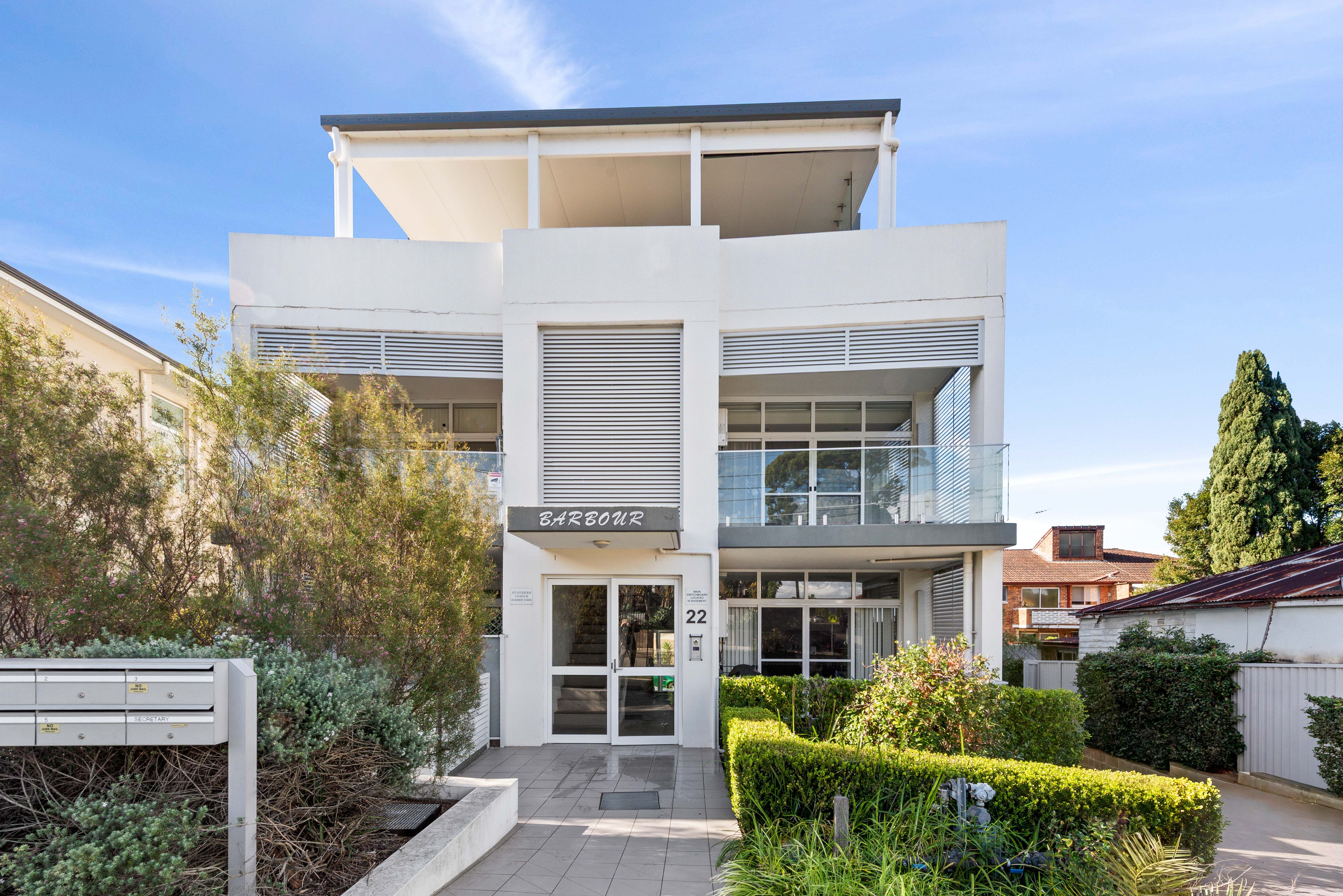 4/22 Mons Avenue — photo from Ray White The Ryde Group