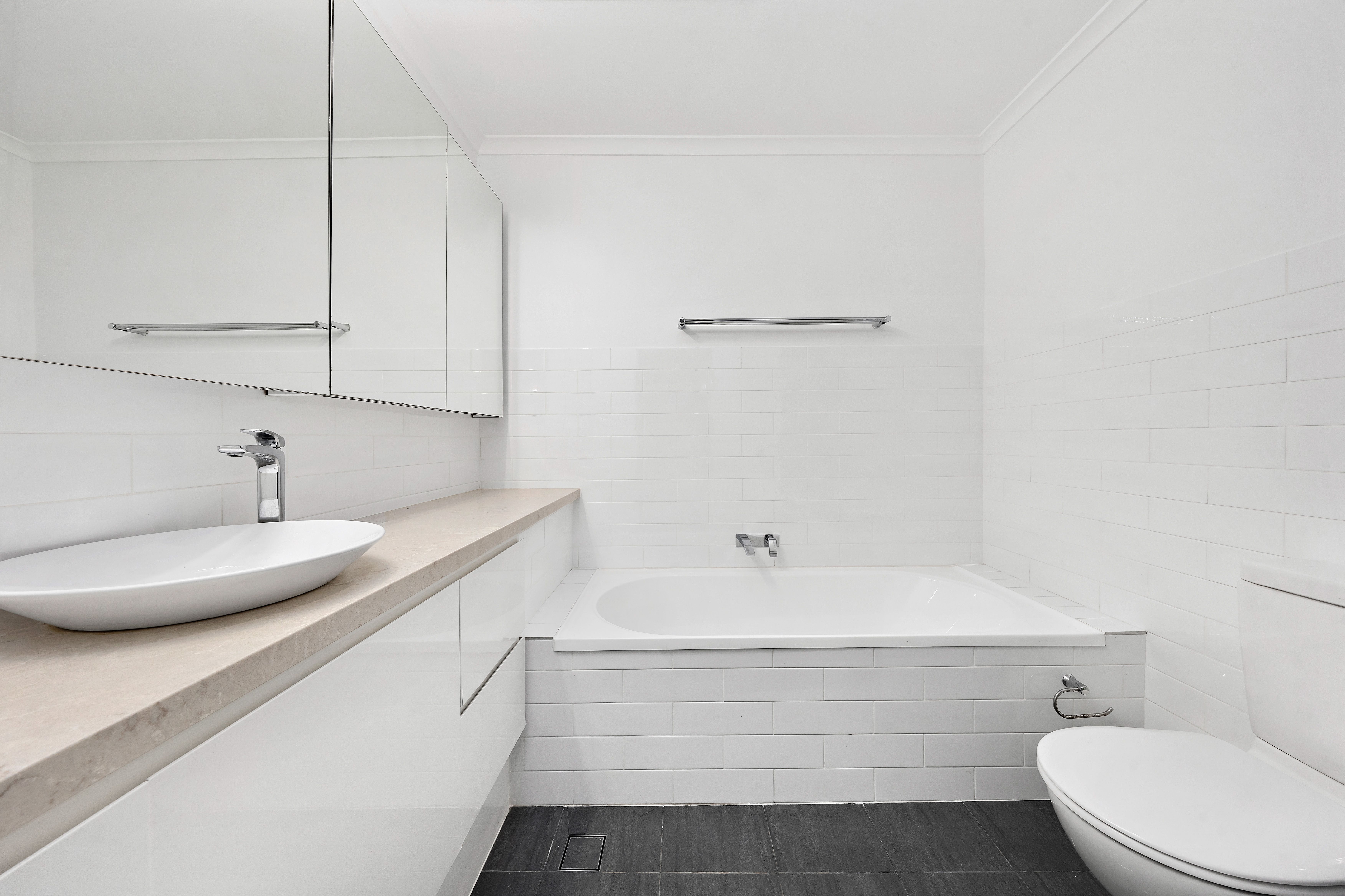 14/3 Milner Road — photo 4 of 8