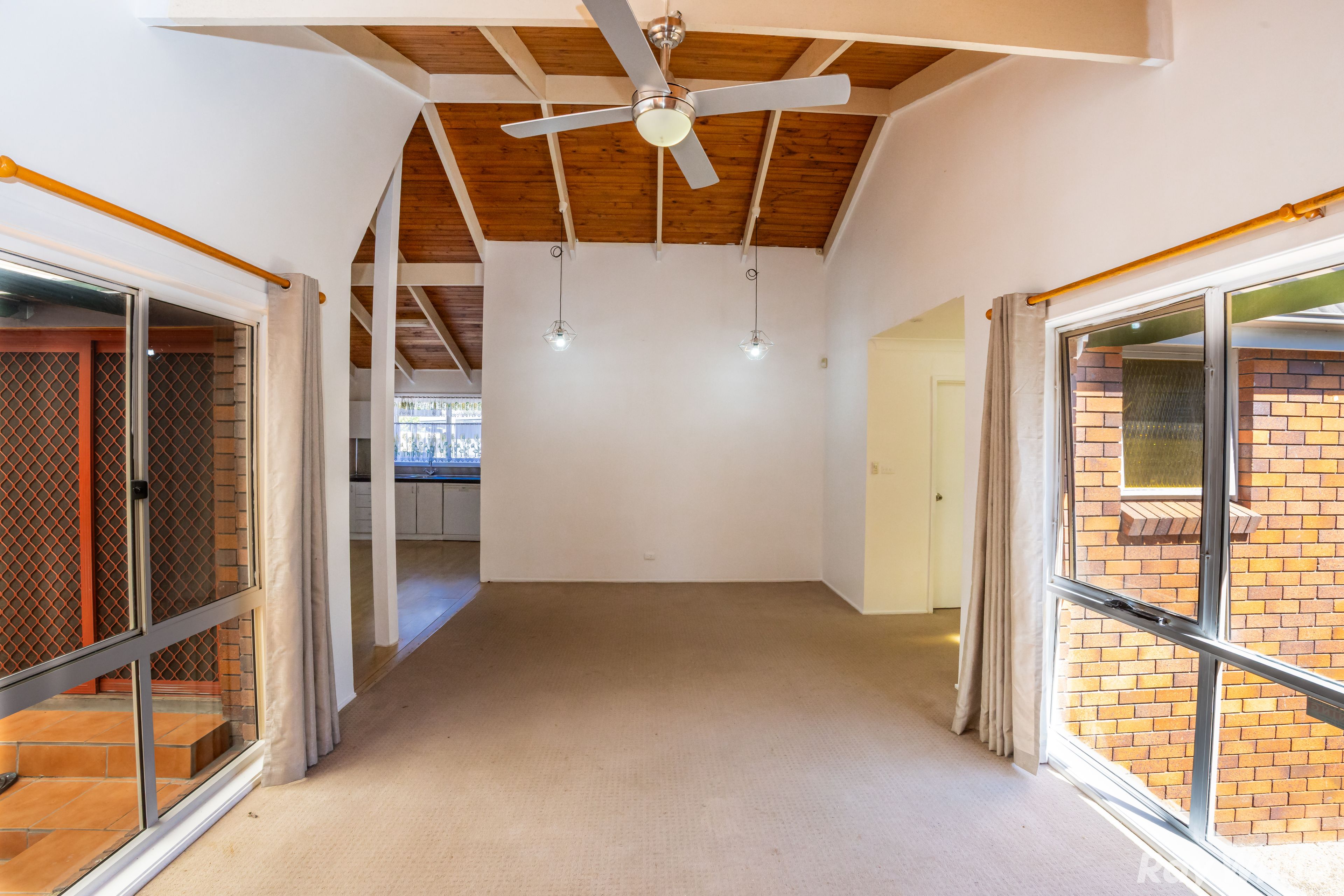 2 Godwin Street — photo 4 of 15