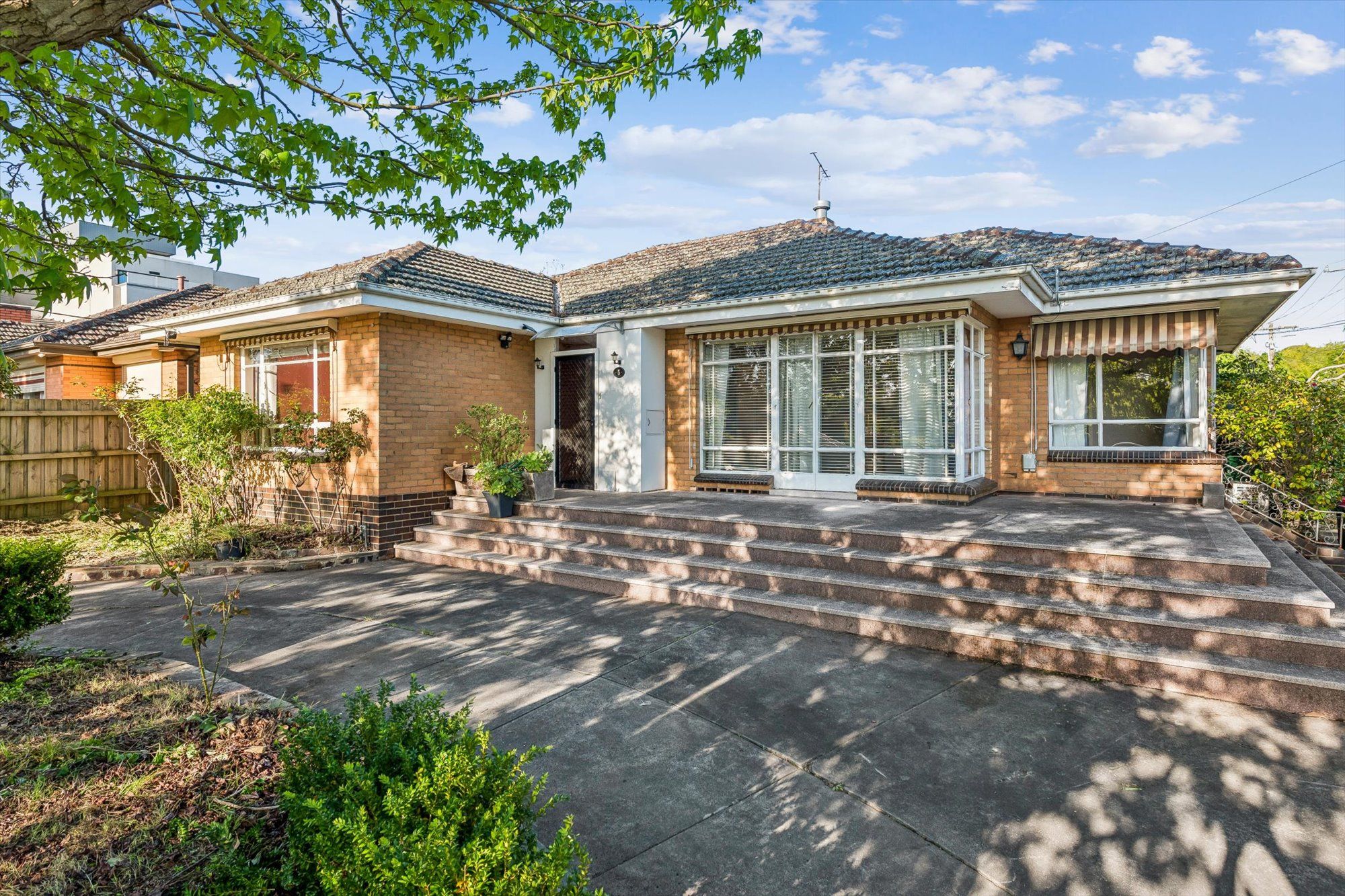 5 La Frank Street — photo from Ray White Ferntree Gully