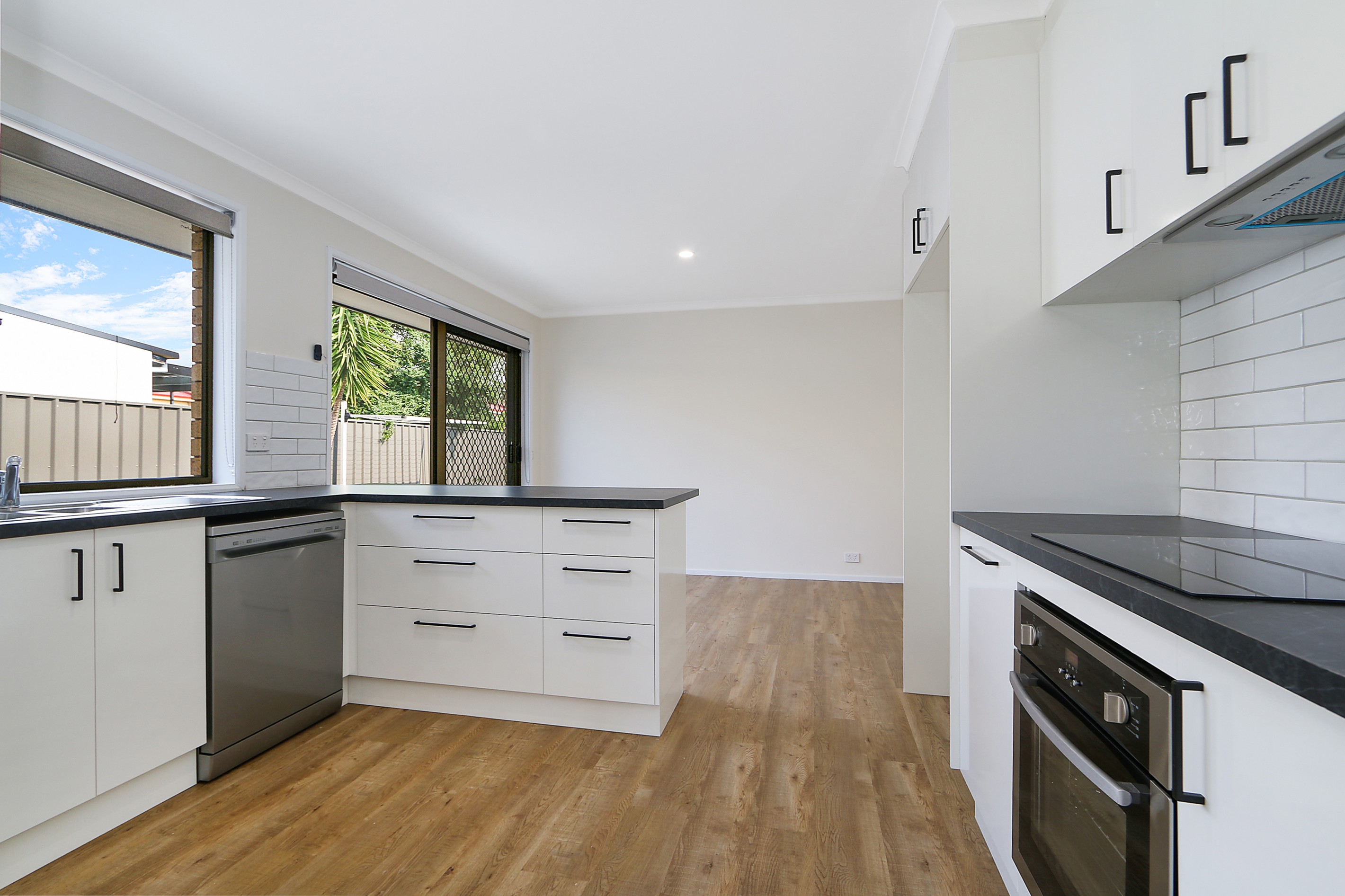 1/415 McDonald Road, Lavington, NSW 2641