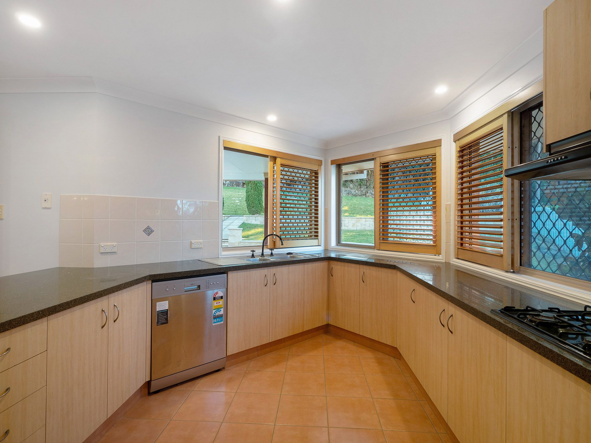 12 Wanda Drive — photo 13 of 28