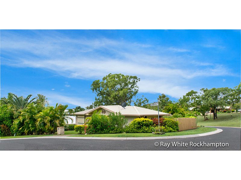 2 Blackbutt Place, Kawana, QLD 4701