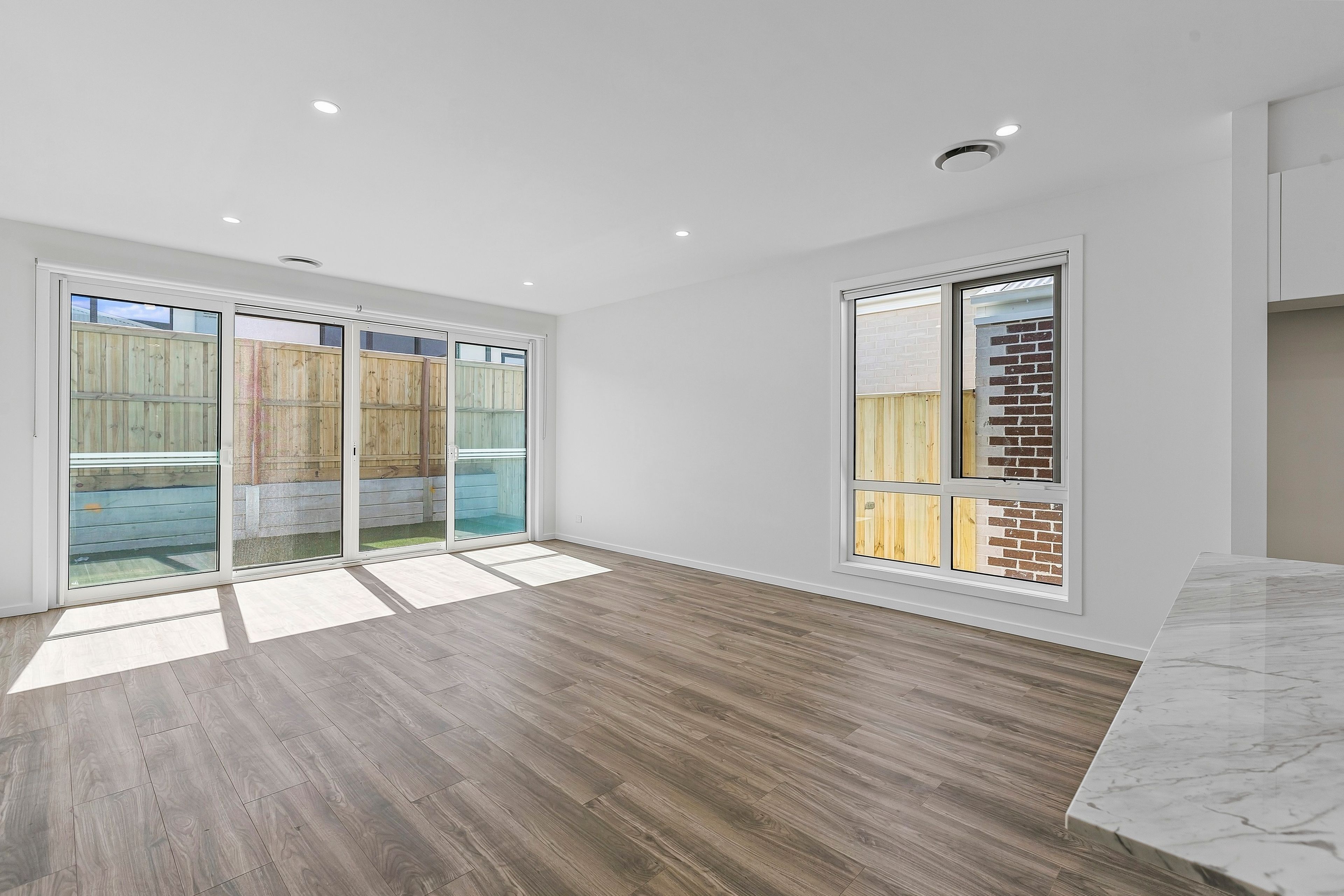 8 Glider Street, Greenvale, VIC 3059