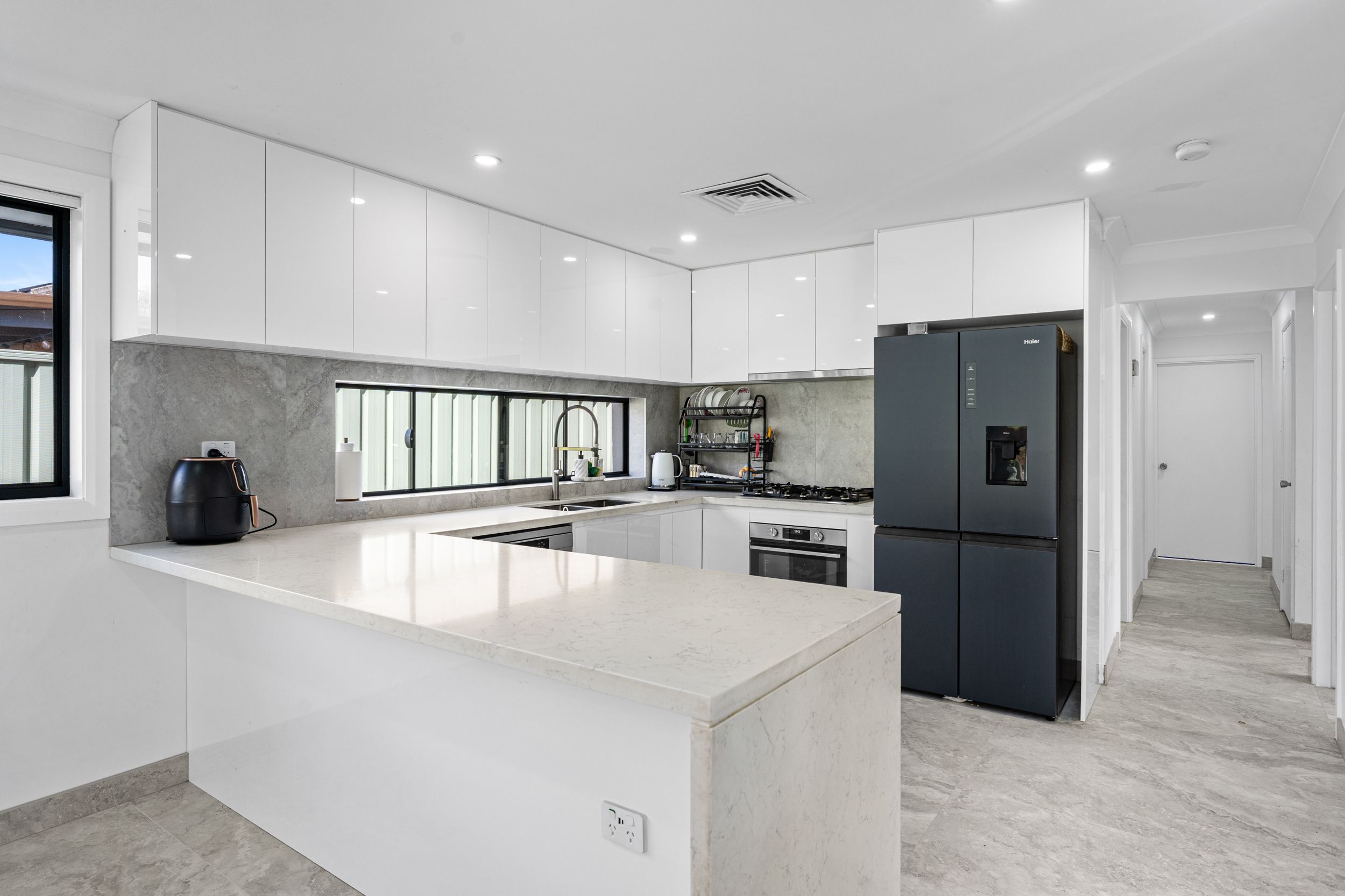 24 Explorers Way, St Clair, NSW