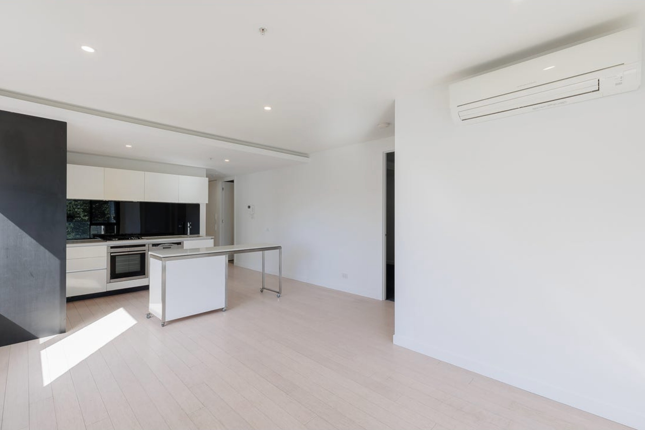 C213/59 John Street, Brunswick East, VIC 3057