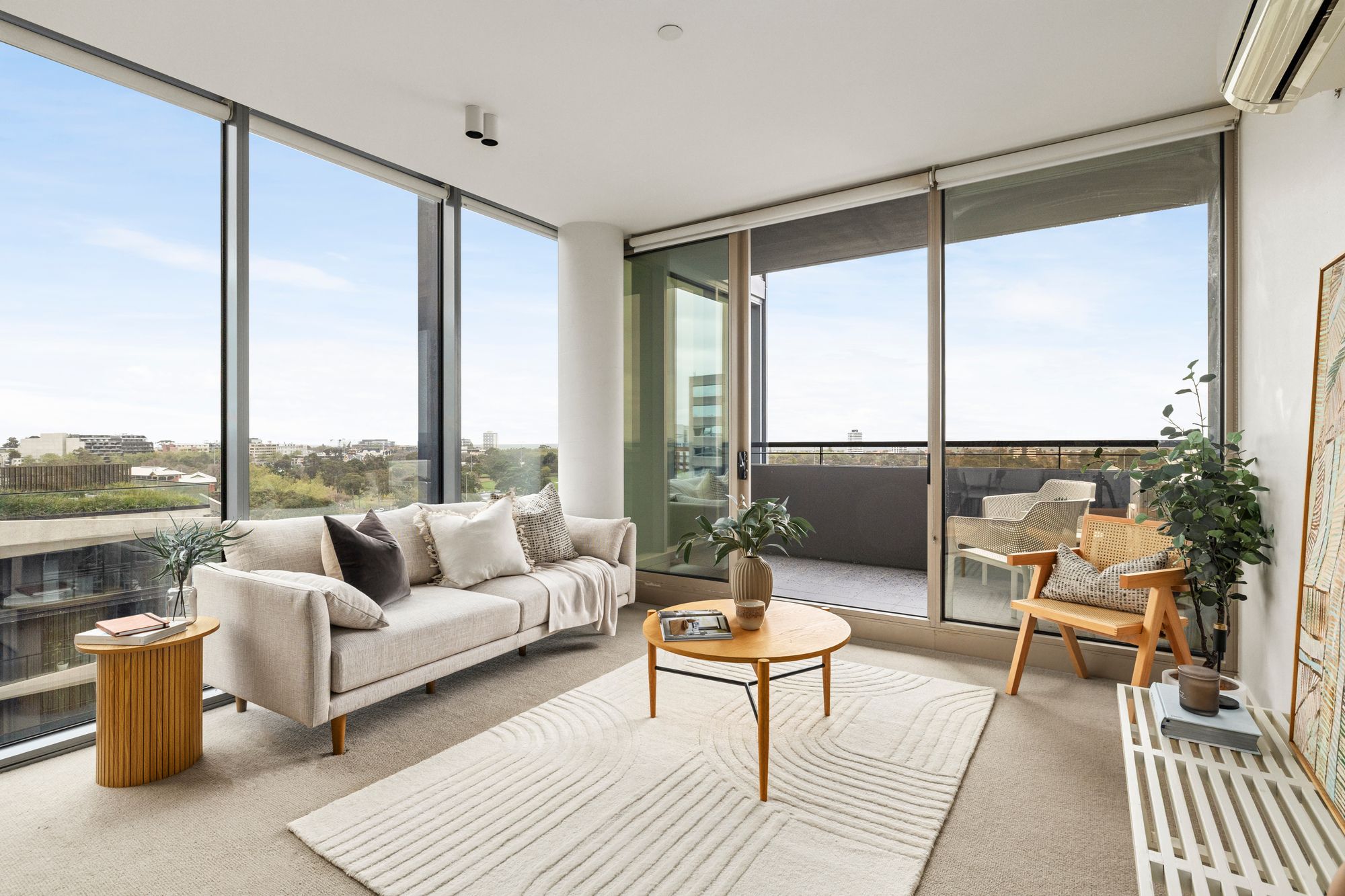 74 Queens Road, Melbourne VIC 3004